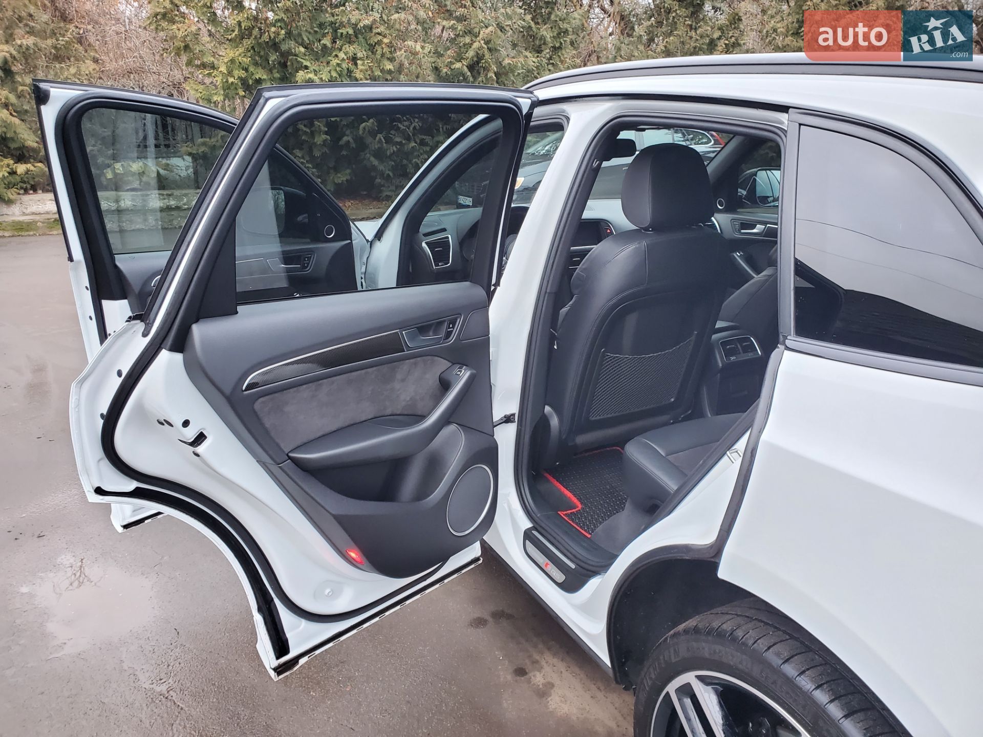 Audi SQ5 2016 VIN WA1CCAFP5HA020761 фото оголошення 32 з 41