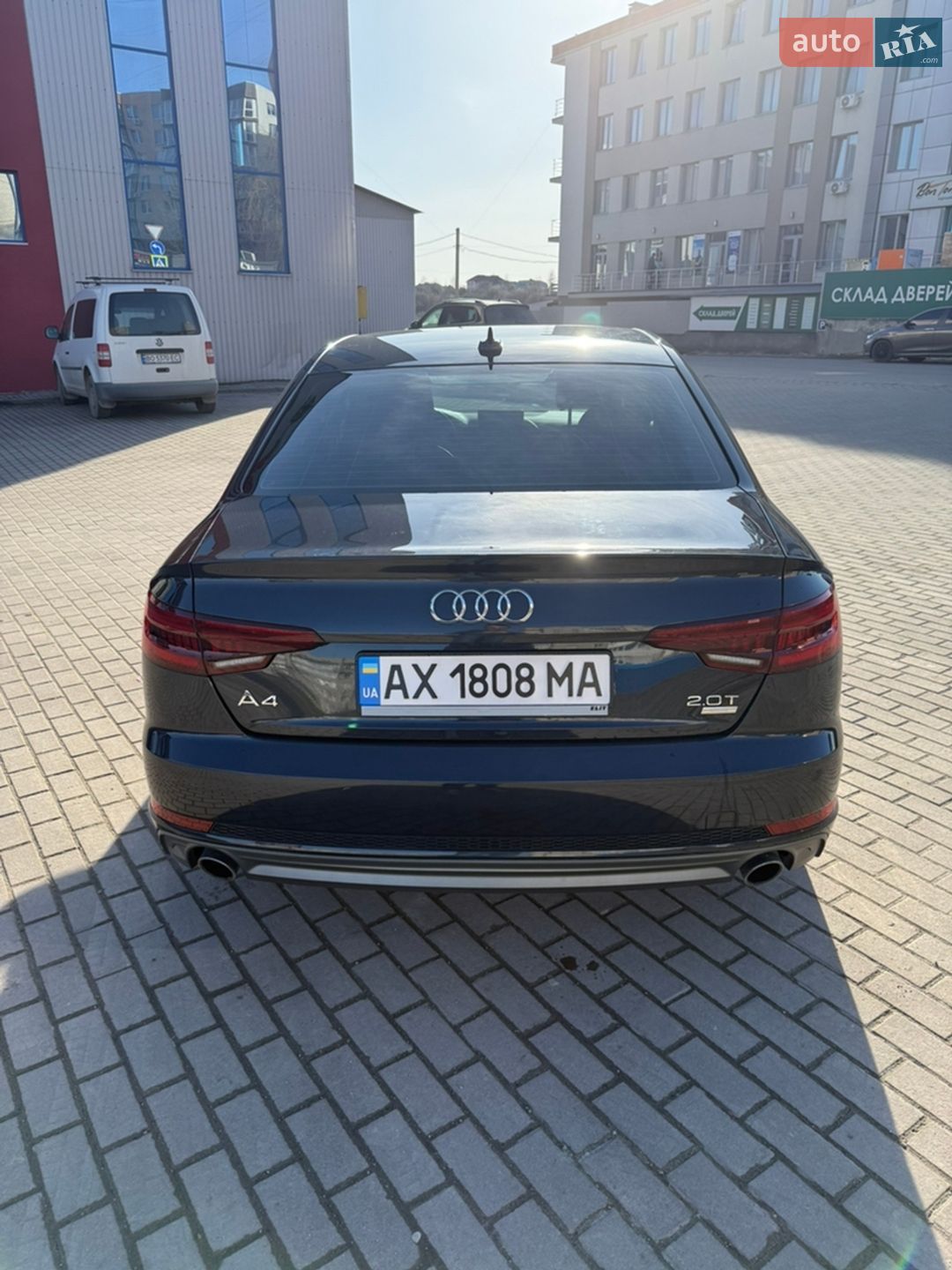 Audi A4 2018 VIN WAUKMAF41JA224822 фото оголошення 5 з 14