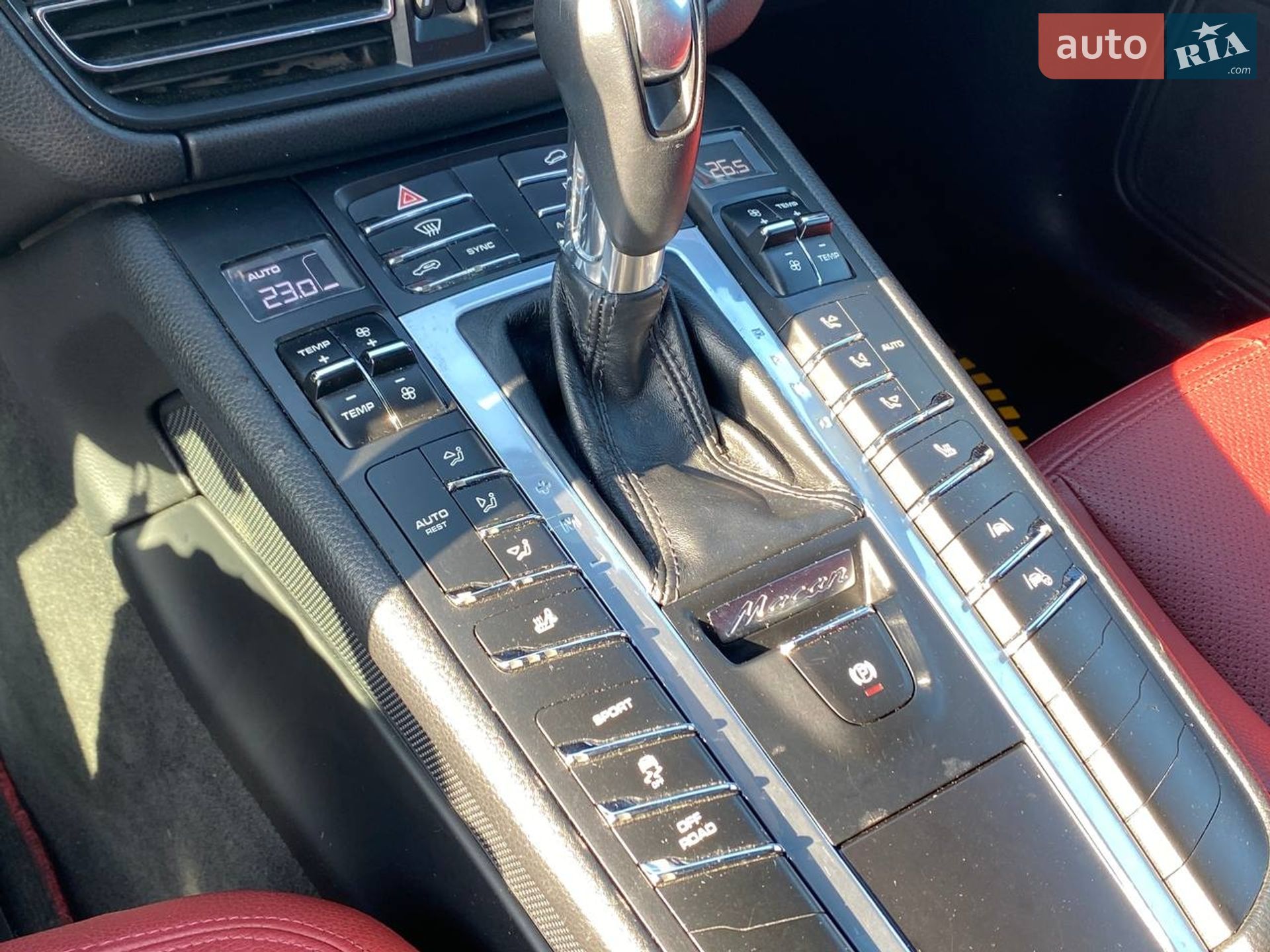 Porsche Macan 2020 VIN WP1AA2A55MLB01996 фото оголошення 18 з 23
