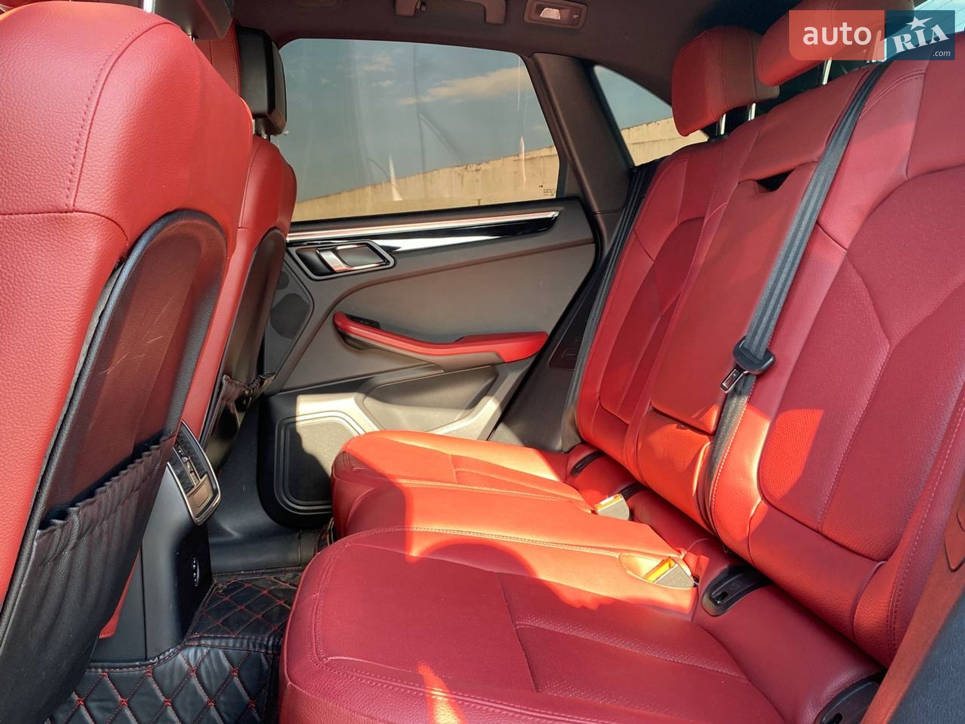 Porsche Macan 2020 VIN WP1AA2A55MLB01996 фото оголошення 21 з 23