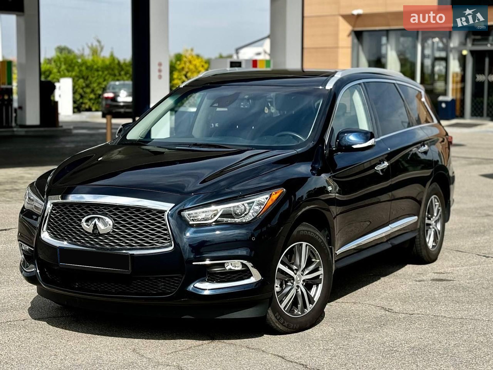 Infiniti QX60 2019 VIN 5N1DL0MM7LC500130 фото оголошення 2 з 21