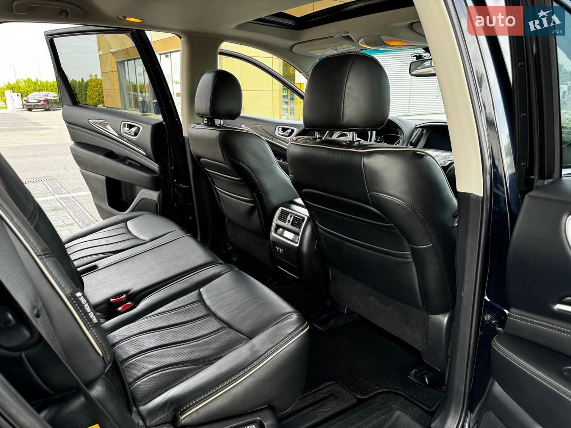 Infiniti QX60 2019 VIN 5N1DL0MM7LC500130 фото оголошення 14 з 21