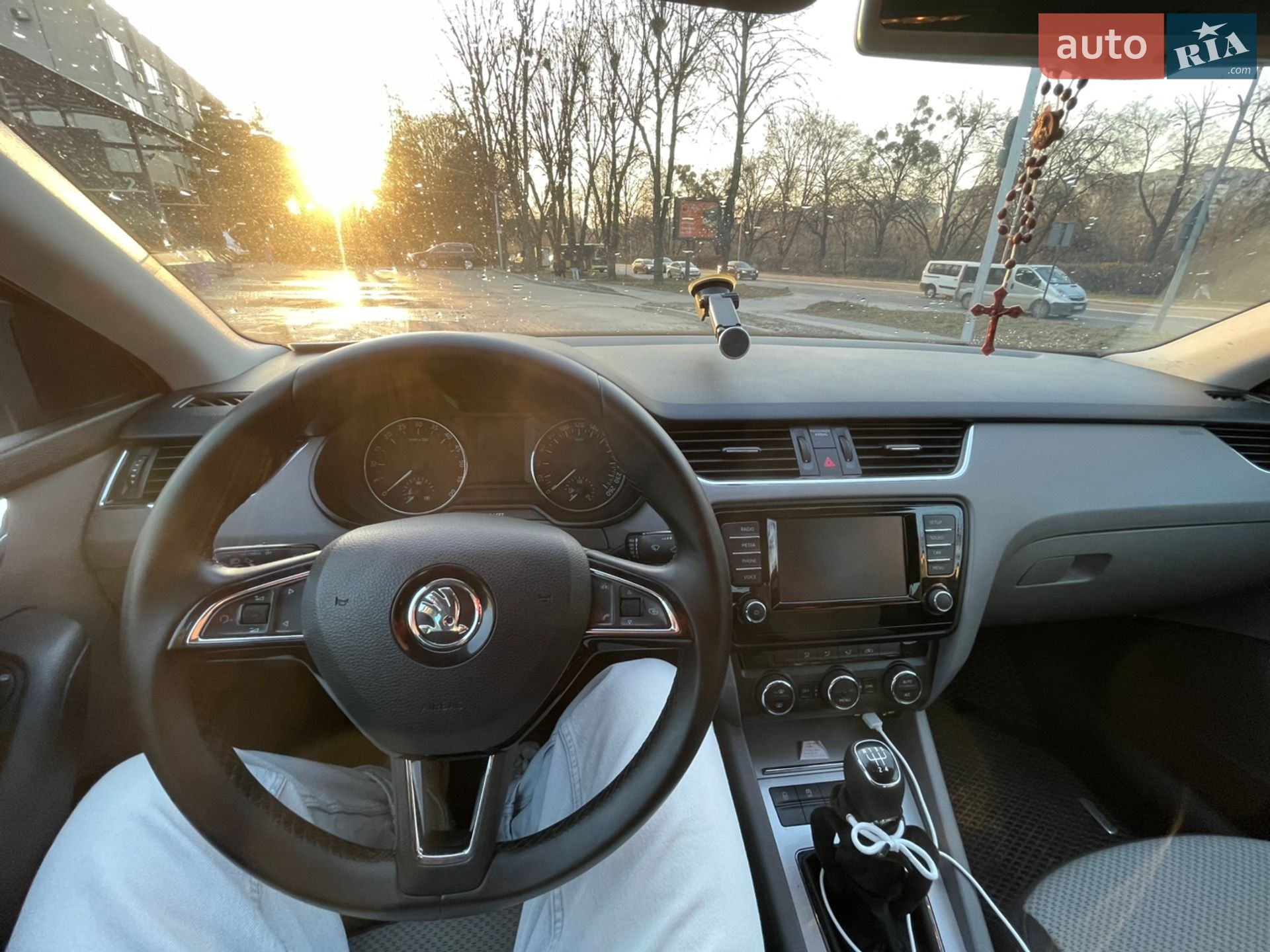 Skoda Octavia 2015 VIN TMBAG7NE4G0093922 фото оголошення 11 з 17