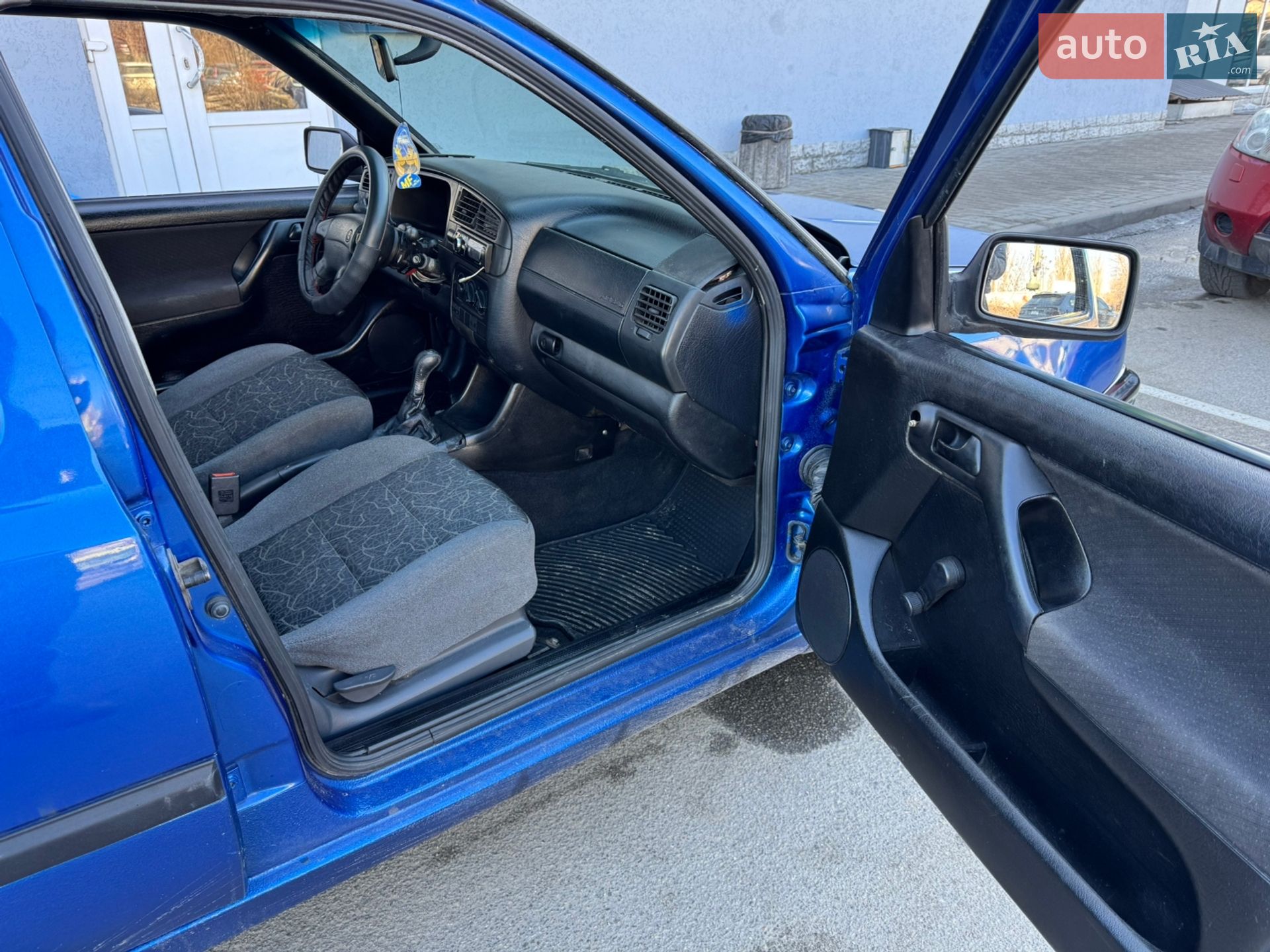 Volkswagen Golf 1997 VIN WVWZZZ1HZWK180115 фото оголошення 6 з 23
