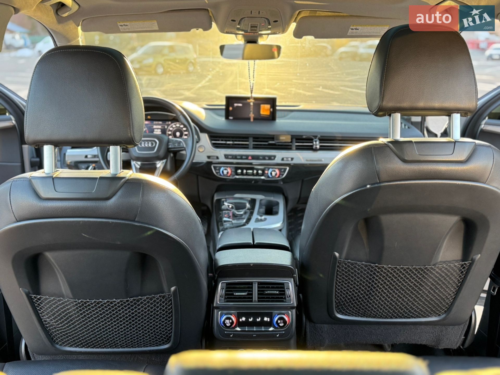 Audi Q7 2017 VIN WA1LAAF77JD003924 фото оголошення 16 з 27
