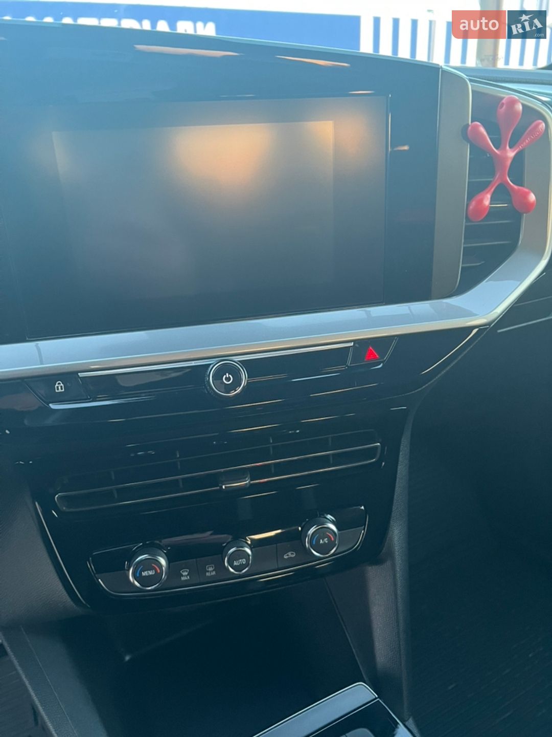Opel Mokka-e 2022 VIN VXKUKZKXZNW065234 фото оголошення 24 з 47