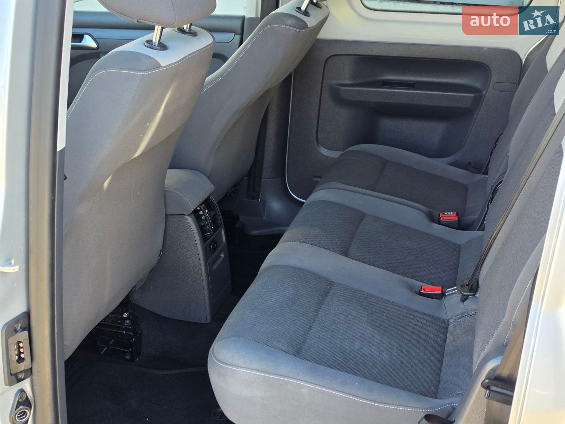 Volkswagen Caddy 2011 VIN WV2ZZZ2KZCX064239 фото оголошення 24 з 49