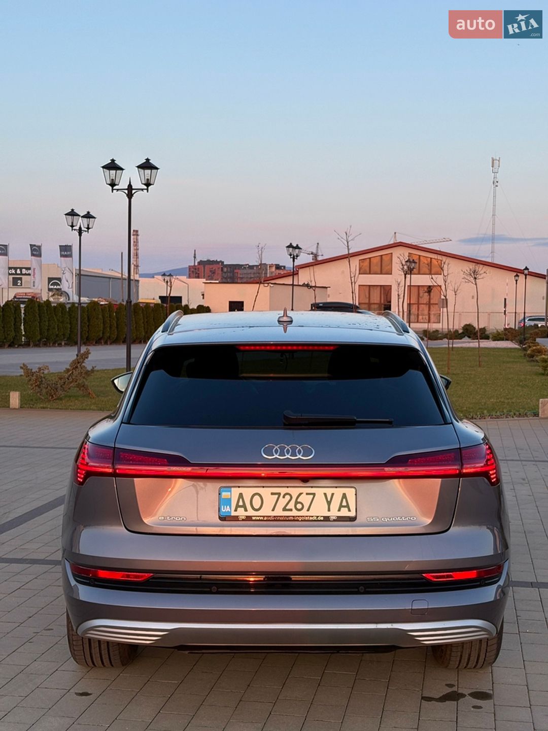 Audi e-tron 2019 VIN WAUZZZGE8KB004014 фото оголошення 6 з 41