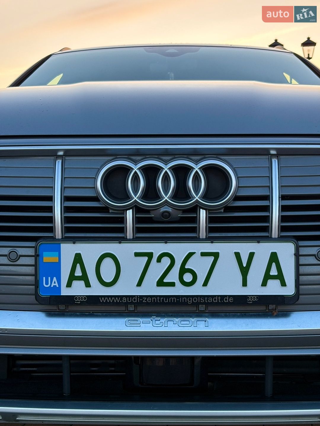 Audi e-tron 2019 VIN WAUZZZGE8KB004014 фото оголошення 12 з 41