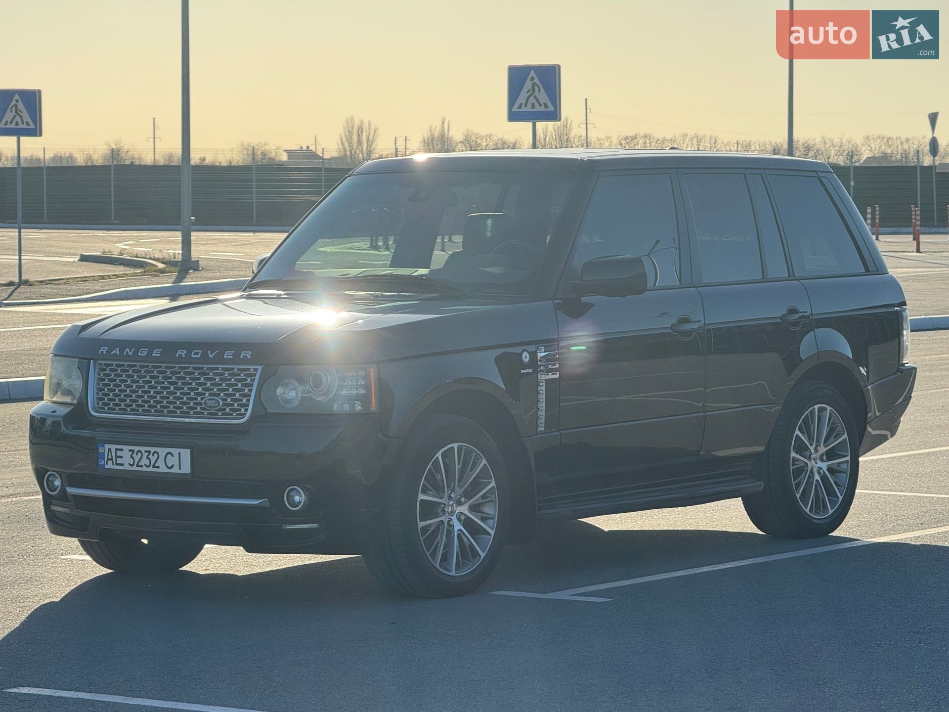 Land Rover Range Rover 2010 VIN SALLMAME4BA335481 фото оголошення 8 з 22