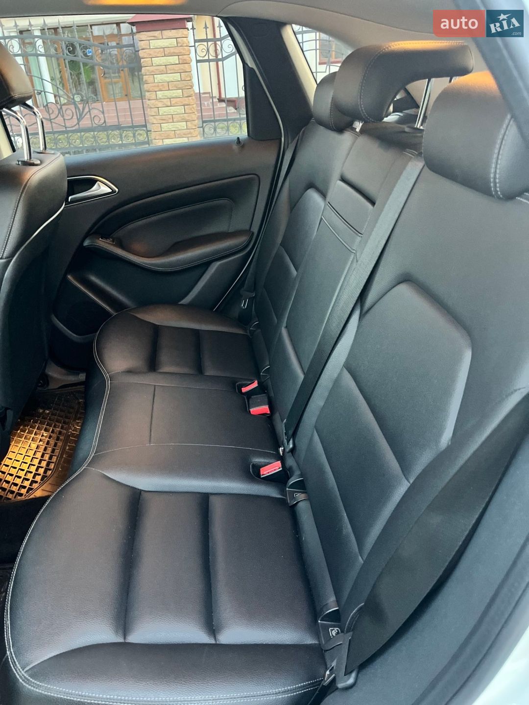 Mercedes-Benz B-Class 2016 VIN WDD2428901J012623 фото оголошення 17 з 22