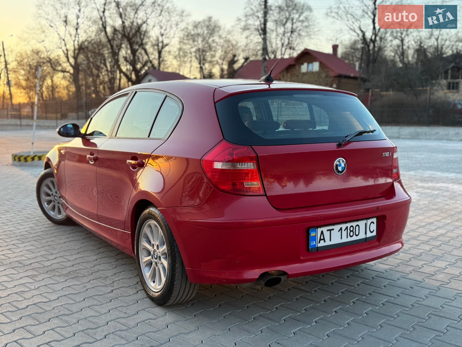 BMW 1 Series 2008 VIN WBAUE31000E168529 фото оголошення 2 з 19