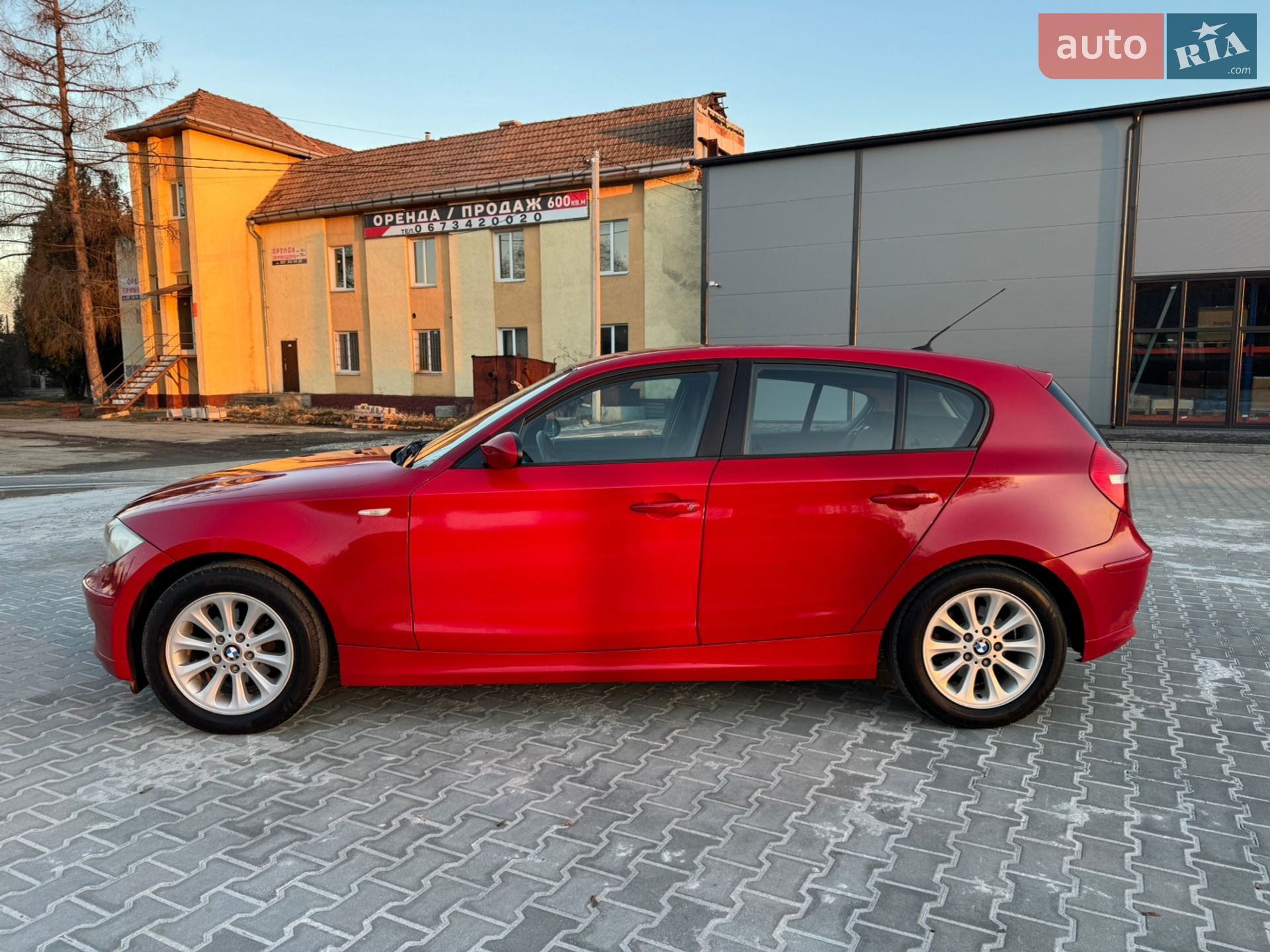 BMW 1 Series 2008 VIN WBAUE31000E168529 фото оголошення 6 з 19