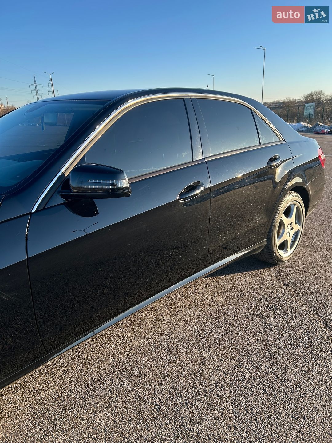 Mercedes-Benz E-Class 2011 VIN WDD2120051A507984 фото оголошення 3 з 18
