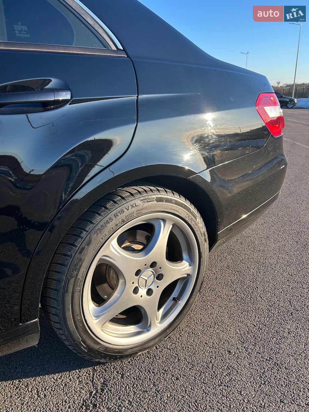 Mercedes-Benz E-Class 2011 VIN WDD2120051A507984 фото оголошення 6 з 18