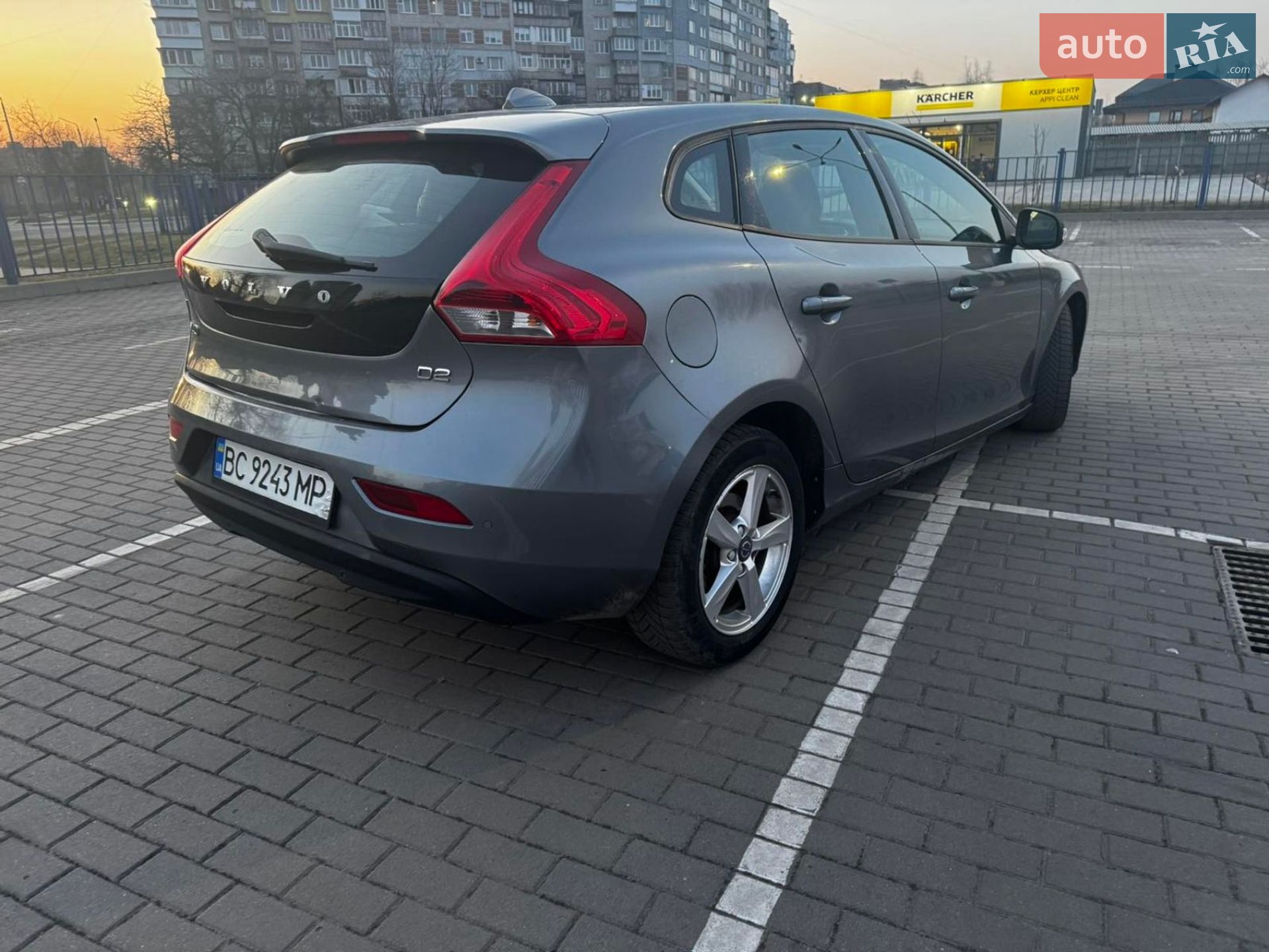 Volvo V40 2015 VIN YV1MV8481F2247327 фото оголошення 6 з 34