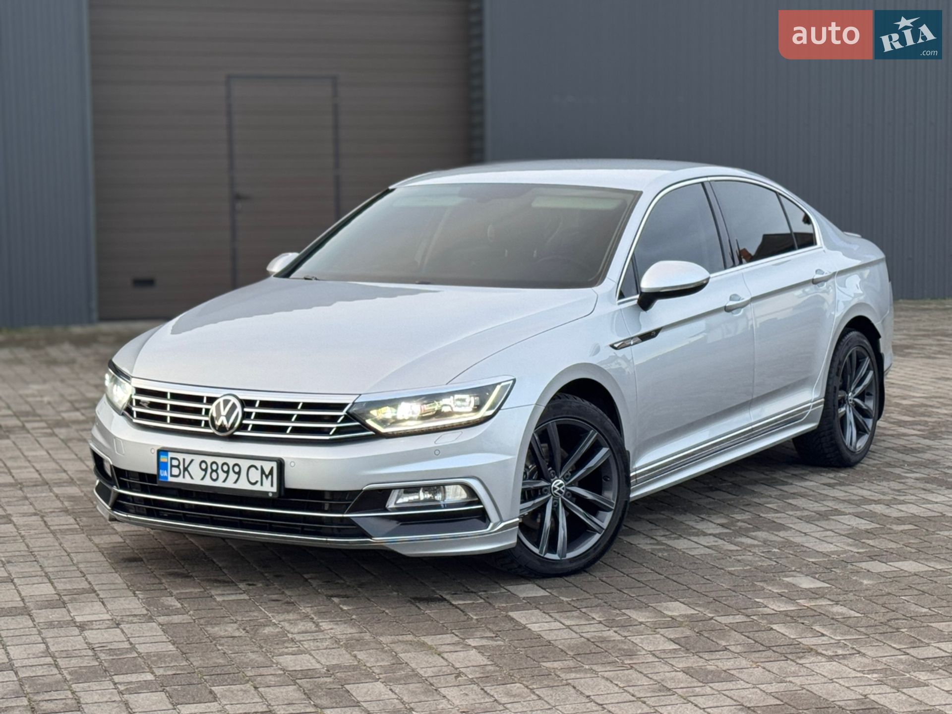 Volkswagen Passat 2016 VIN WVWZZZ3CZGE168368 фото оголошення 2 з 24