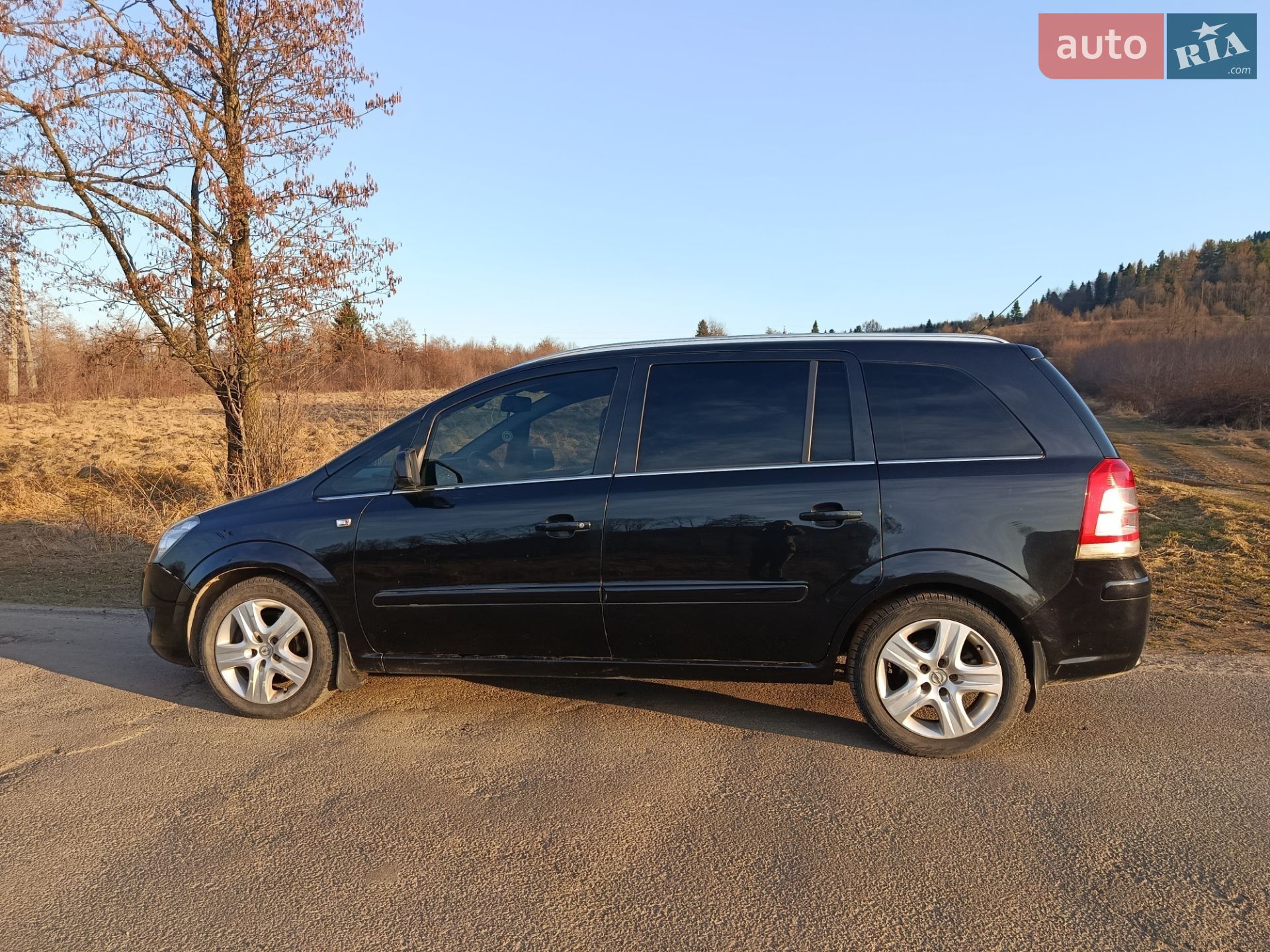Opel Zafira 2013 VIN W0L0AHM75D2076675 фото оголошення 8 з 20