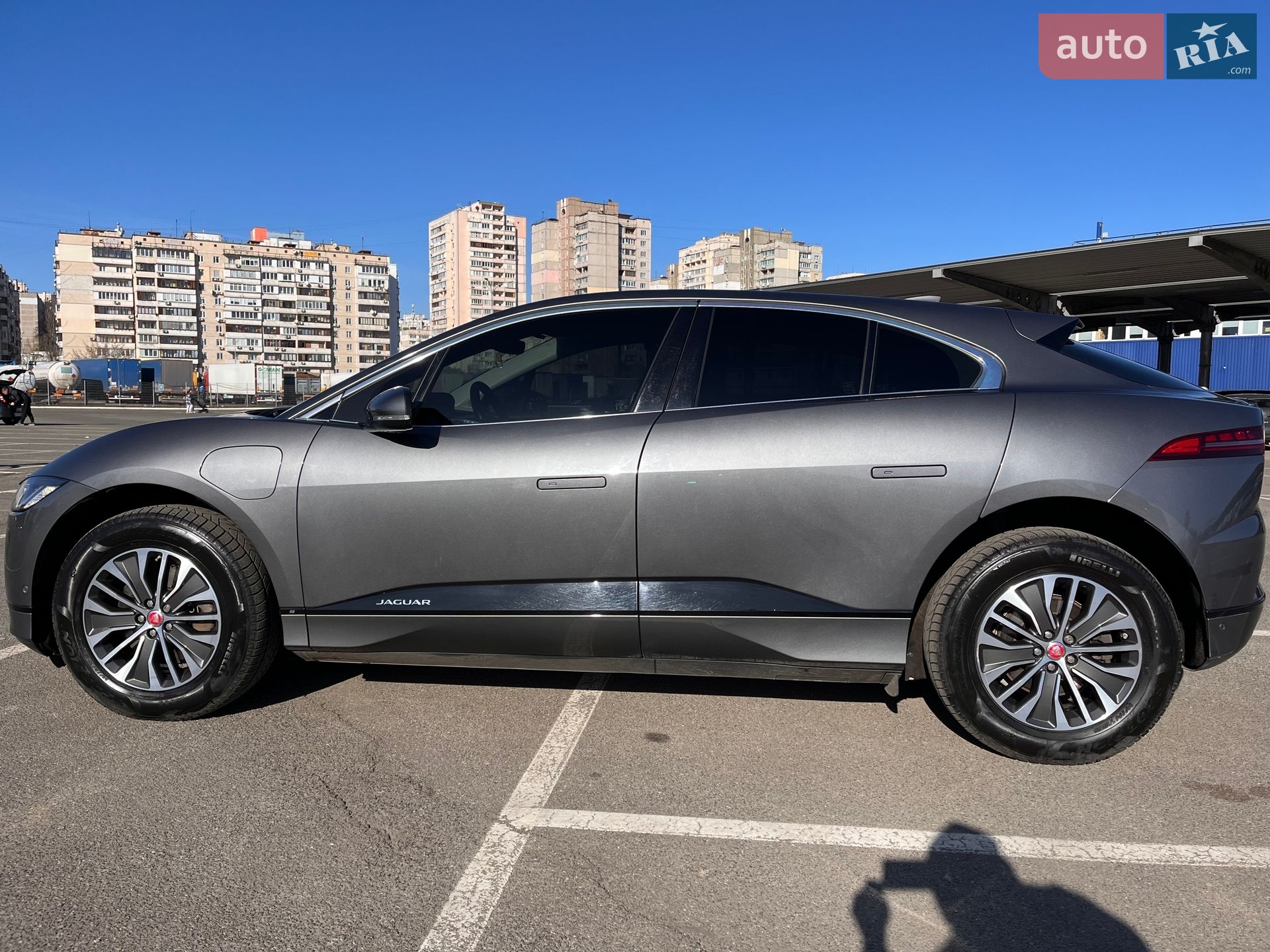 Jaguar I-Pace 2018 VIN SADHA2B14K1F65454 фото оголошення 4 з 24