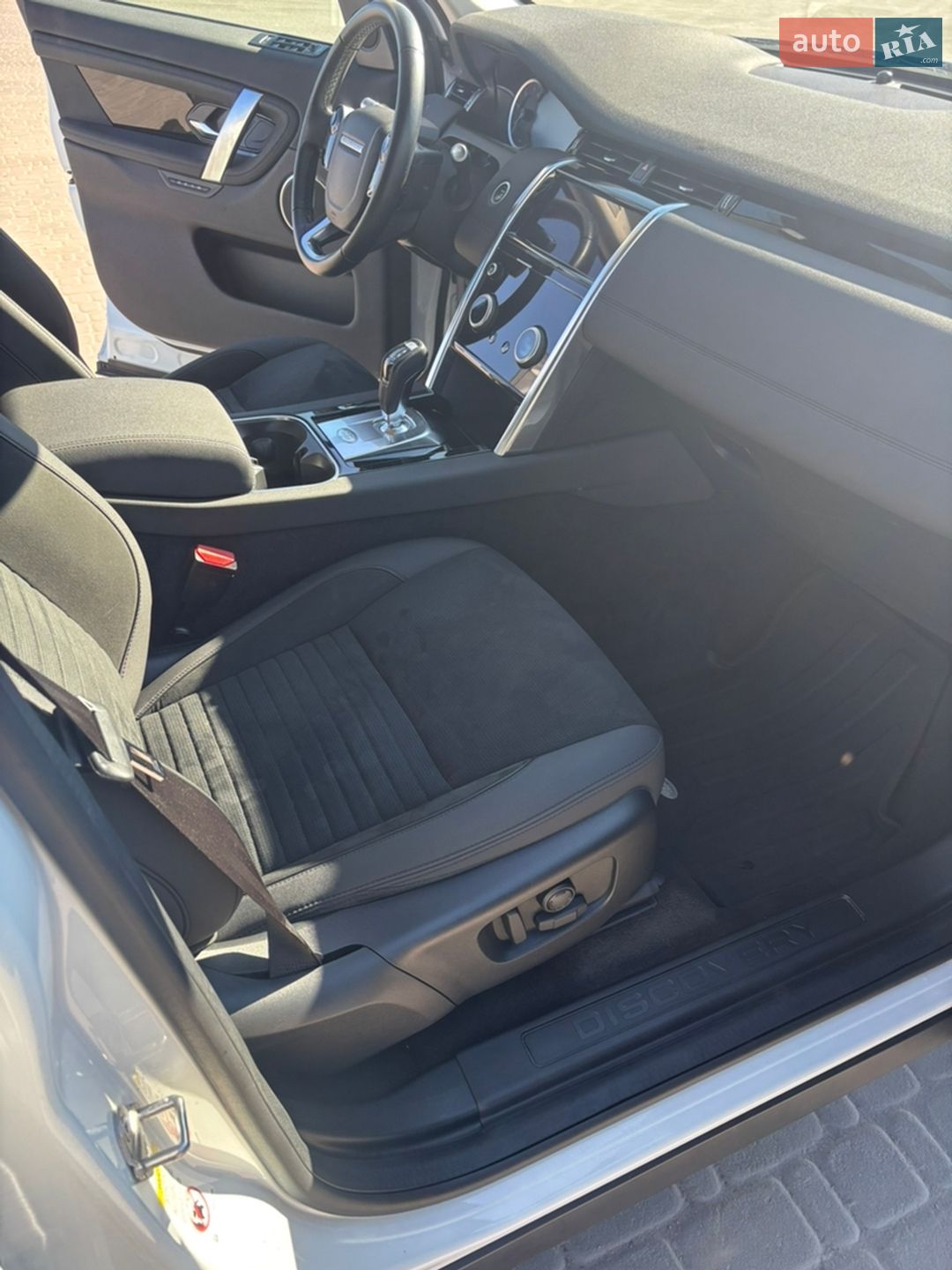 Land Rover Discovery Sport 2019 VIN SALCJ2FX2LH856733 фото оголошення 20 з 23