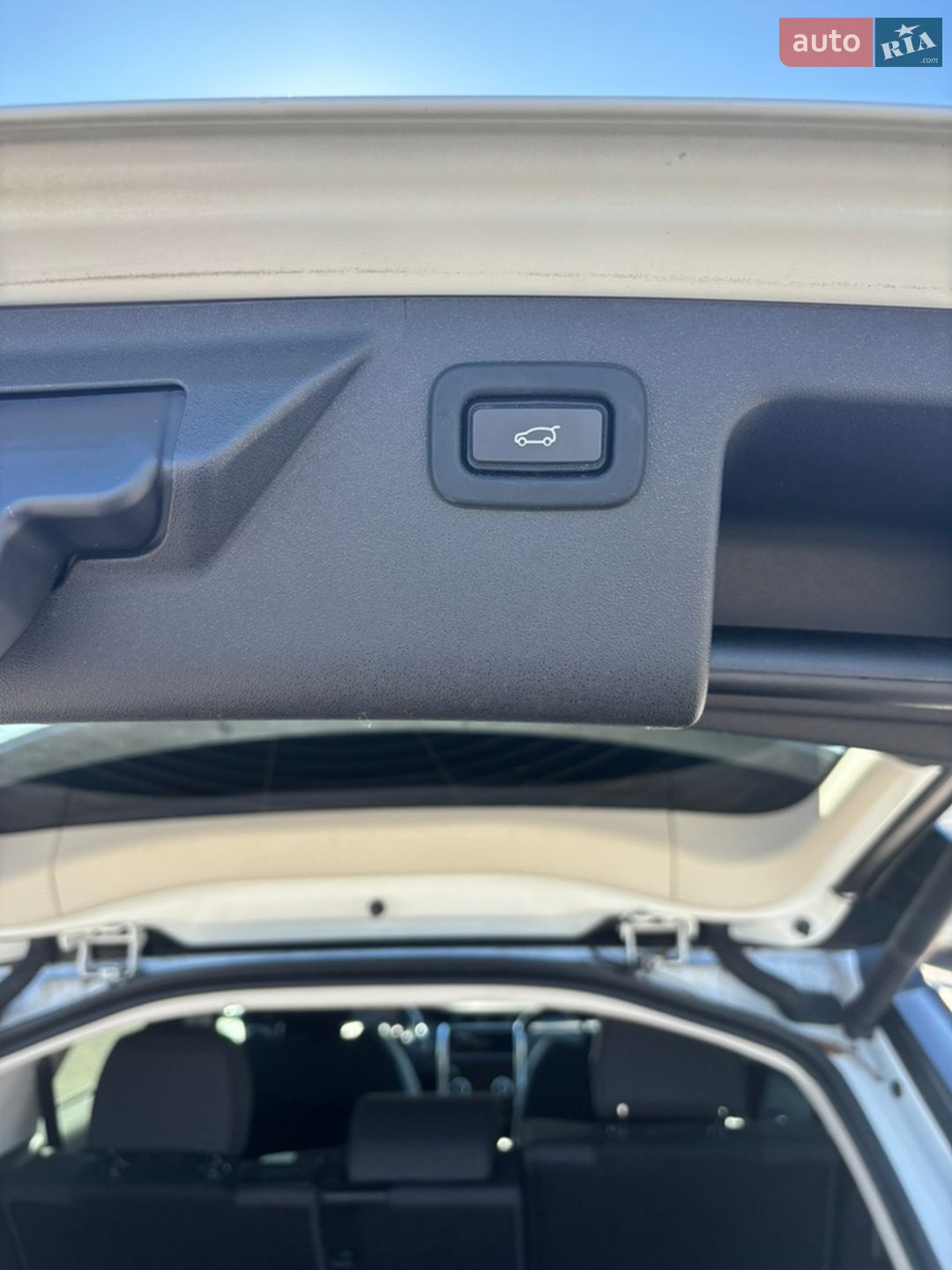 Land Rover Discovery Sport 2019 VIN SALCJ2FX2LH856733 фото оголошення 23 з 23