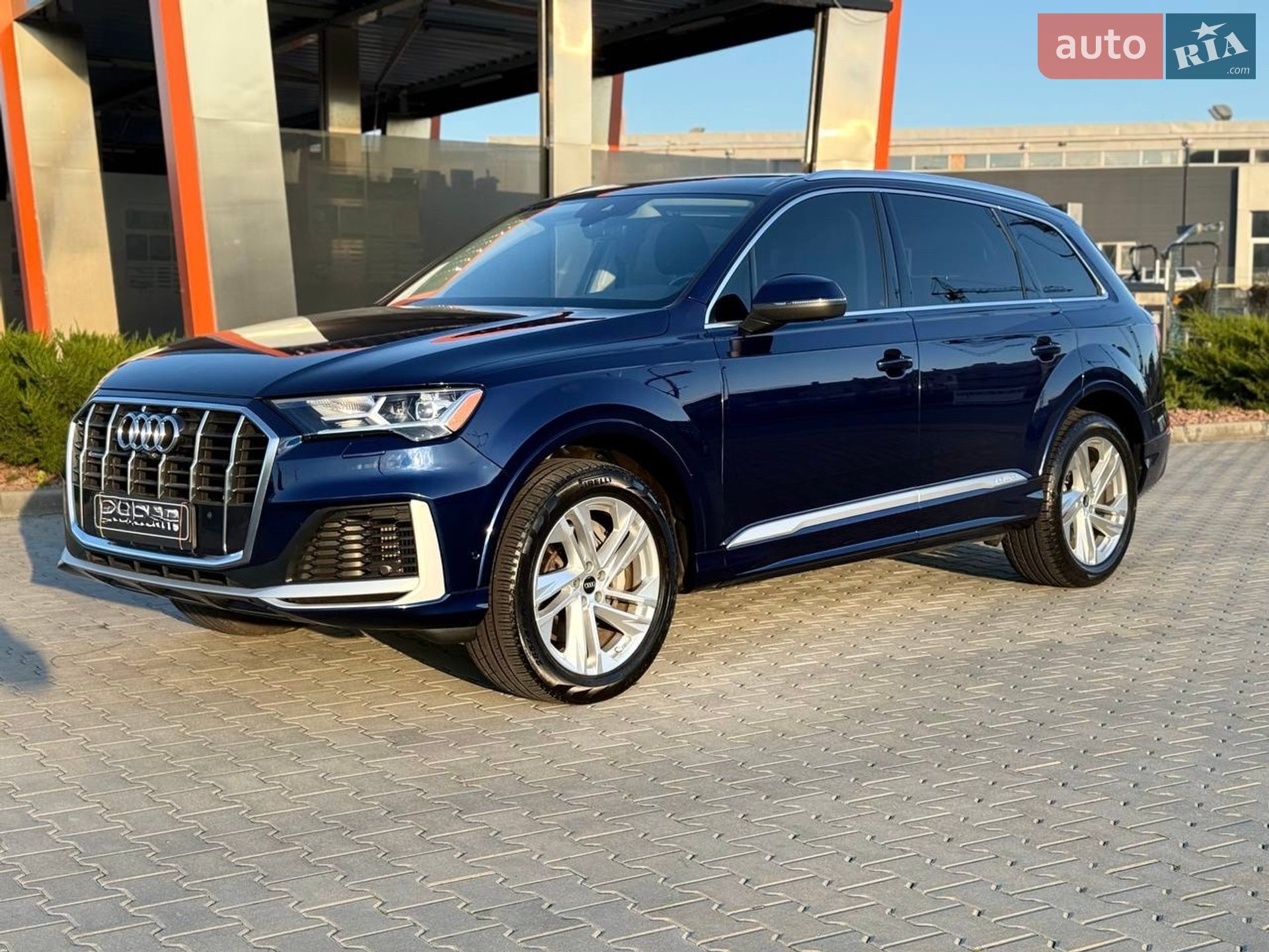 Audi Q7 2022 VIN WA1AXBF70ND012742 фото оголошення 10 з 12