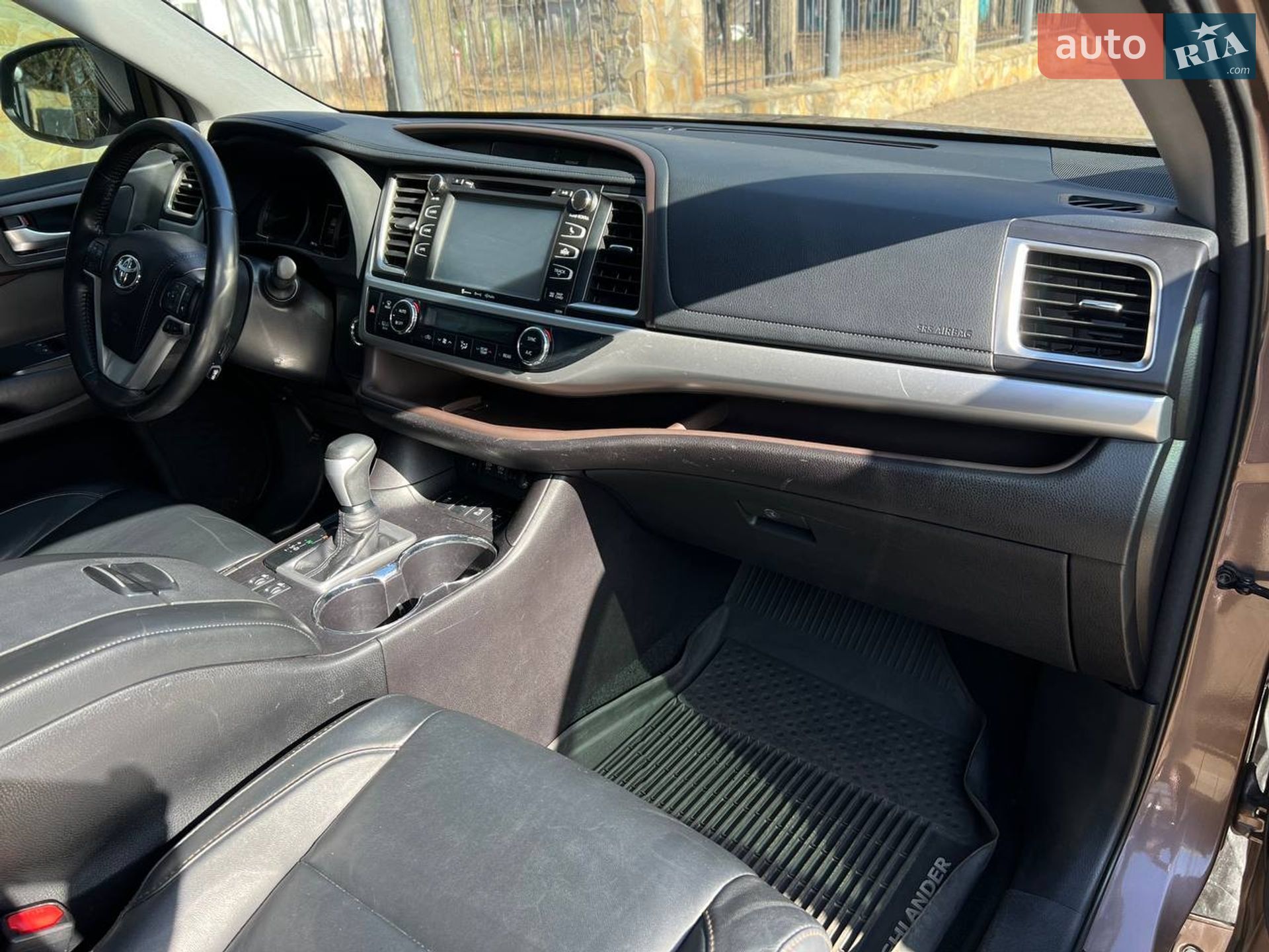 Toyota Highlander 2018 VIN 5TDJZRFH4JS867461 фото оголошення 18 з 19