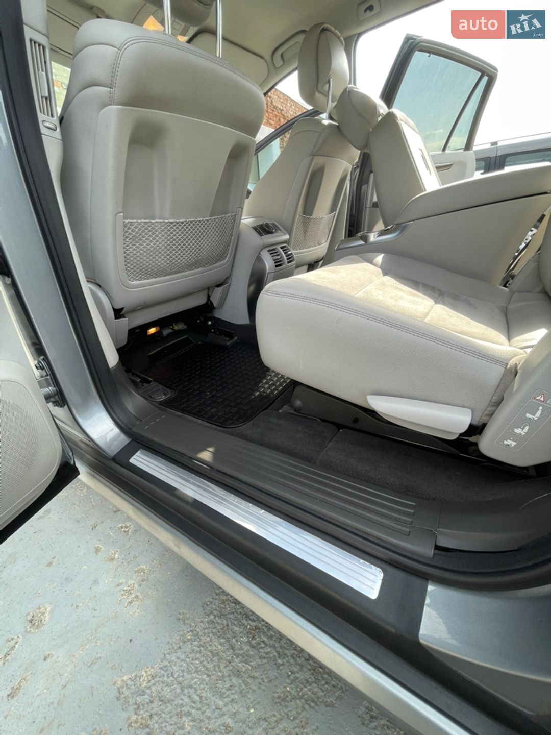 Mercedes-Benz R-Class 2011 VIN WDC2511231A137750 фото оголошення 16 з 20