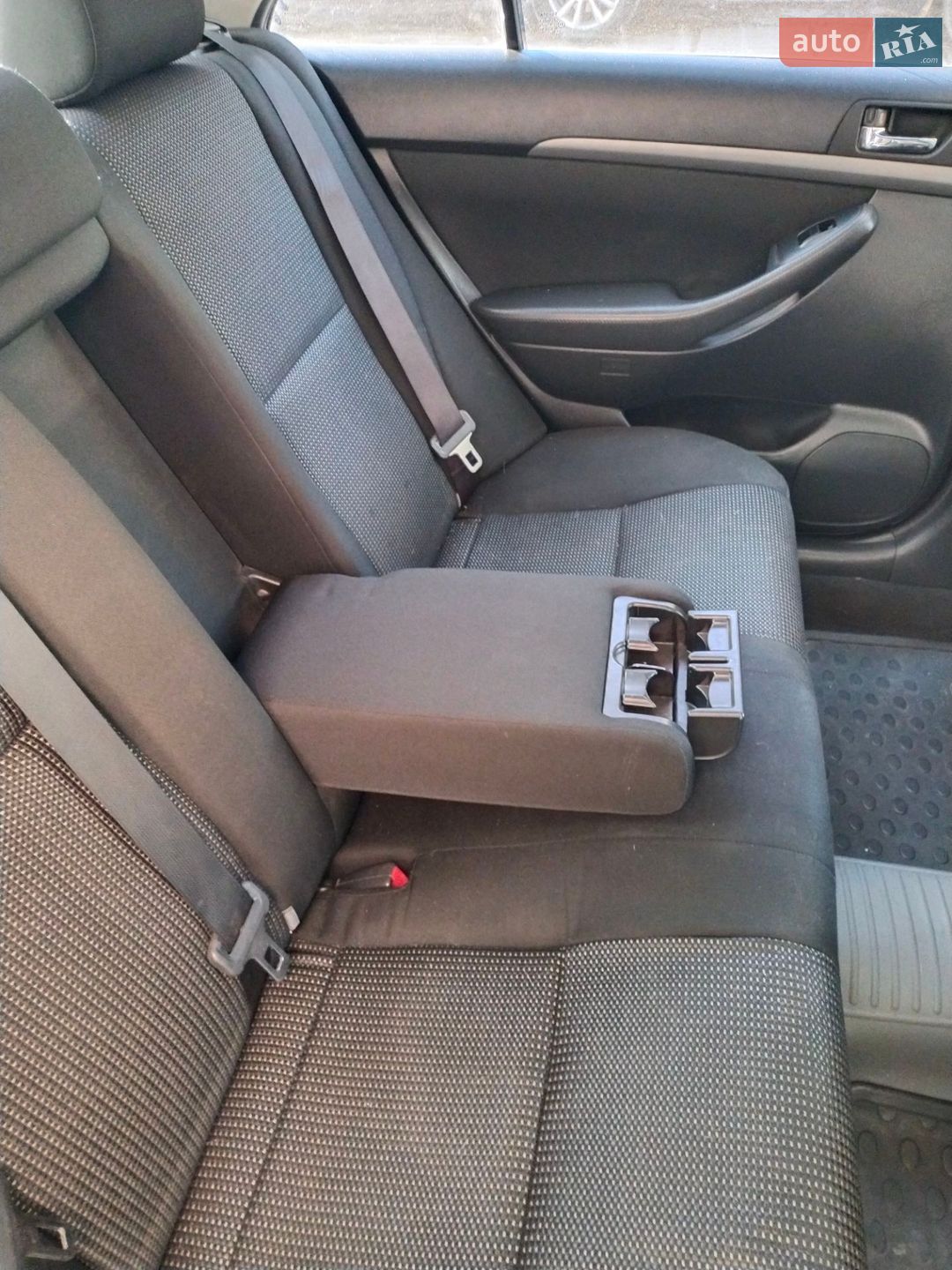 Toyota Avensis 2006 VIN SB1BR56L90E165615 фото оголошення 11 з 18