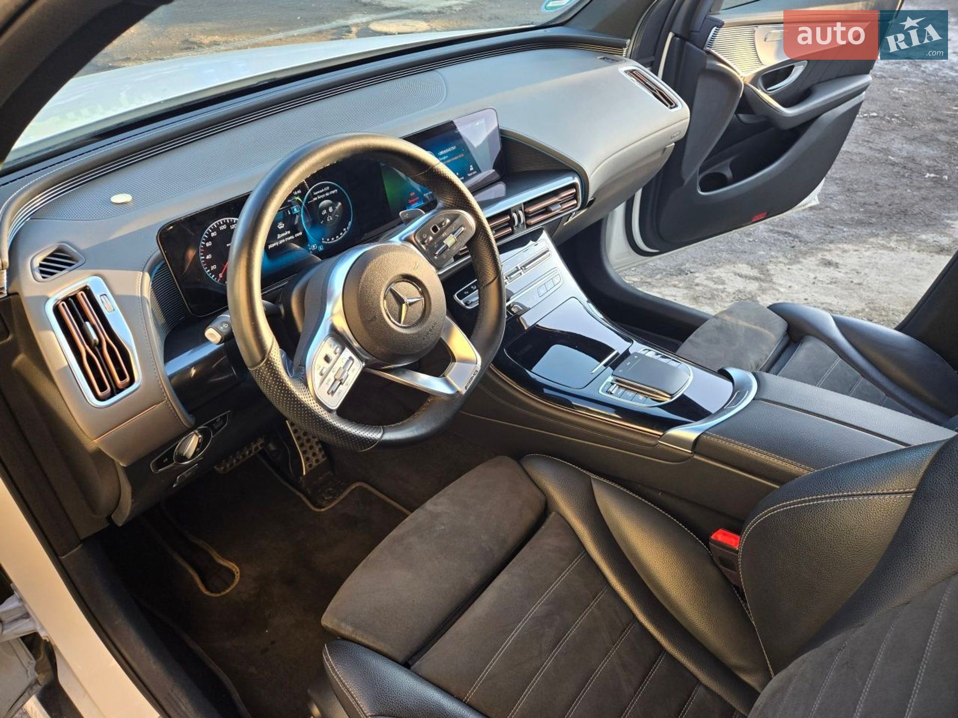 Mercedes-Benz EQC 2020 VIN W1K2938901F016721 фото оголошення 13 з 26