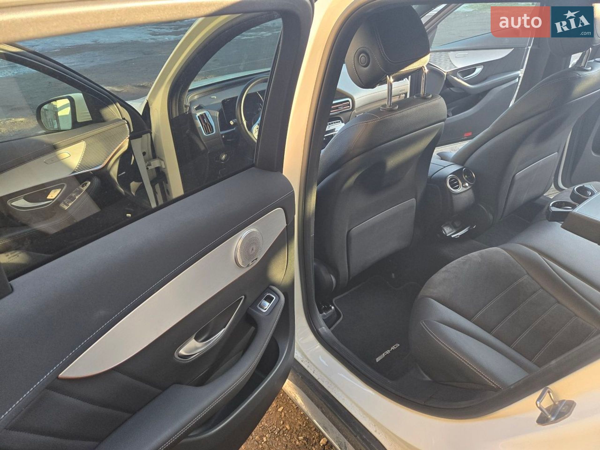 Mercedes-Benz EQC 2020 VIN W1K2938901F016721 фото оголошення 23 з 26