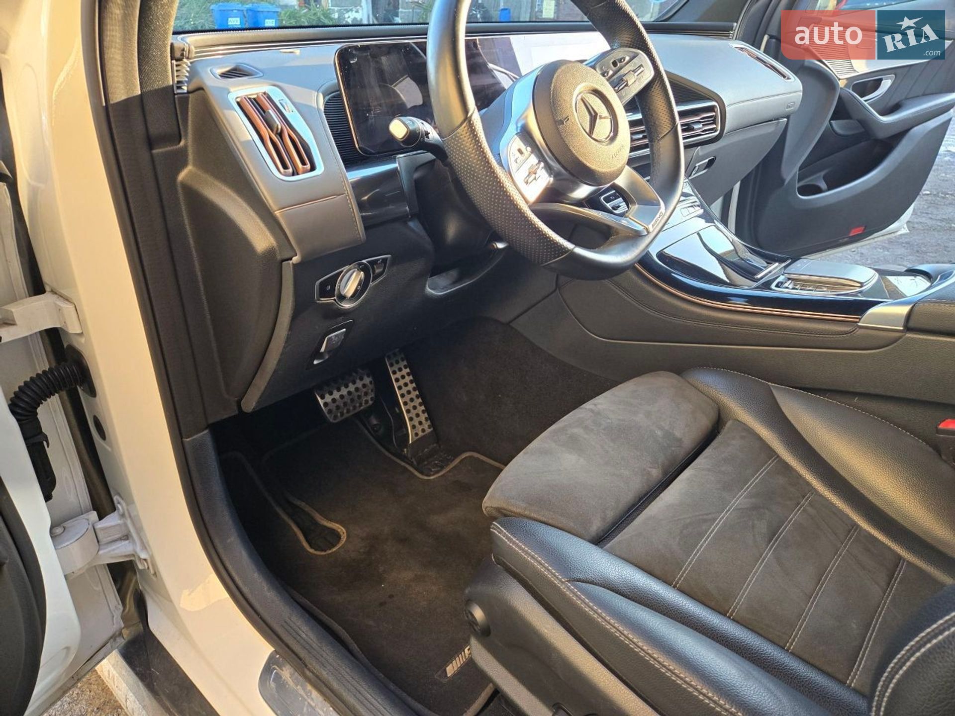 Mercedes-Benz EQC 2020 VIN W1K2938901F016721 фото оголошення 24 з 26