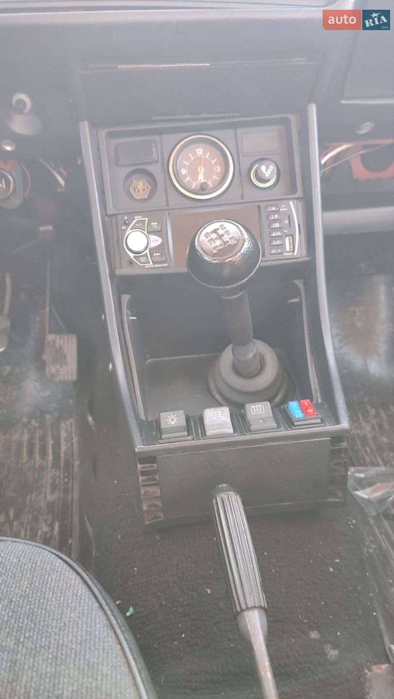 ВАЗ / Lada 2107 1996 VIN XTA210700T0965960 фото оголошення 10 з 12