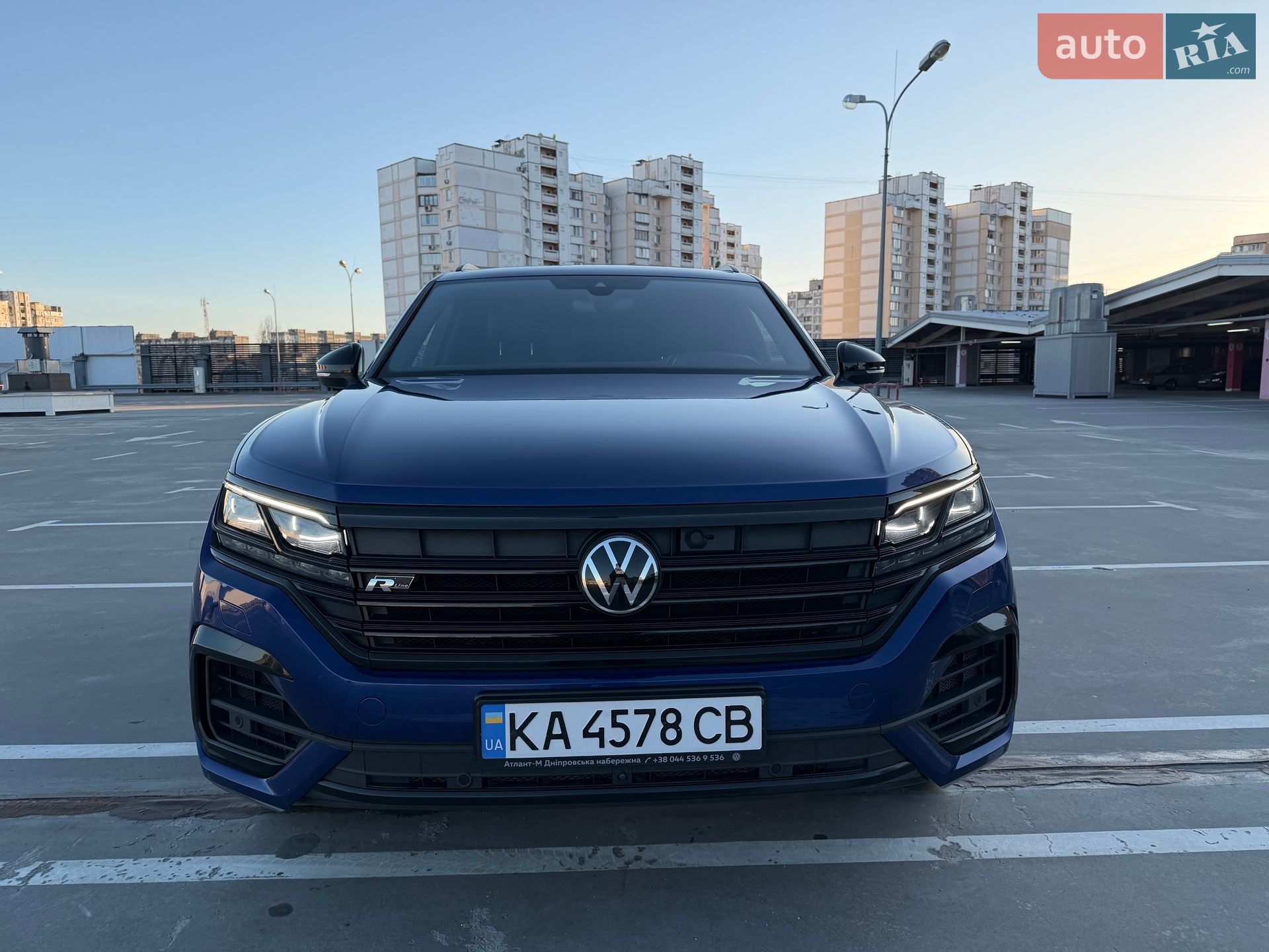 Volkswagen Touareg 2021 VIN WVGZZZCRZMD029213 фото оголошення 3 з 128
