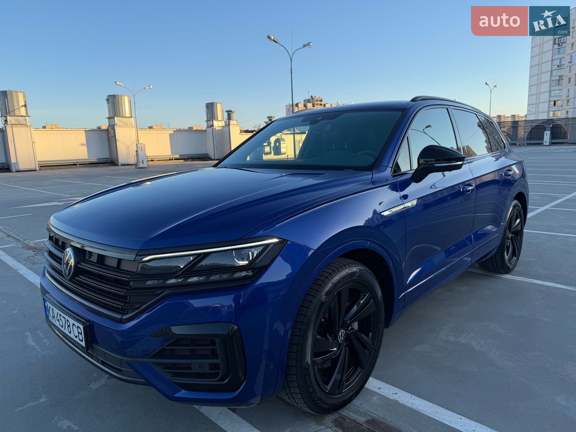 Volkswagen Touareg 2021 VIN WVGZZZCRZMD029213 фото оголошення 16 з 128