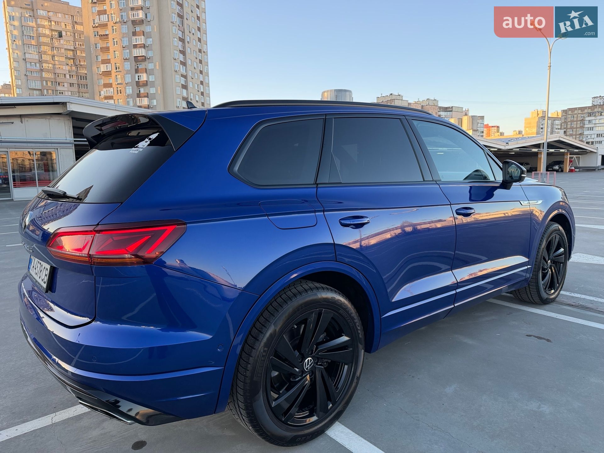 Volkswagen Touareg 2021 VIN WVGZZZCRZMD029213 фото оголошення 18 з 128