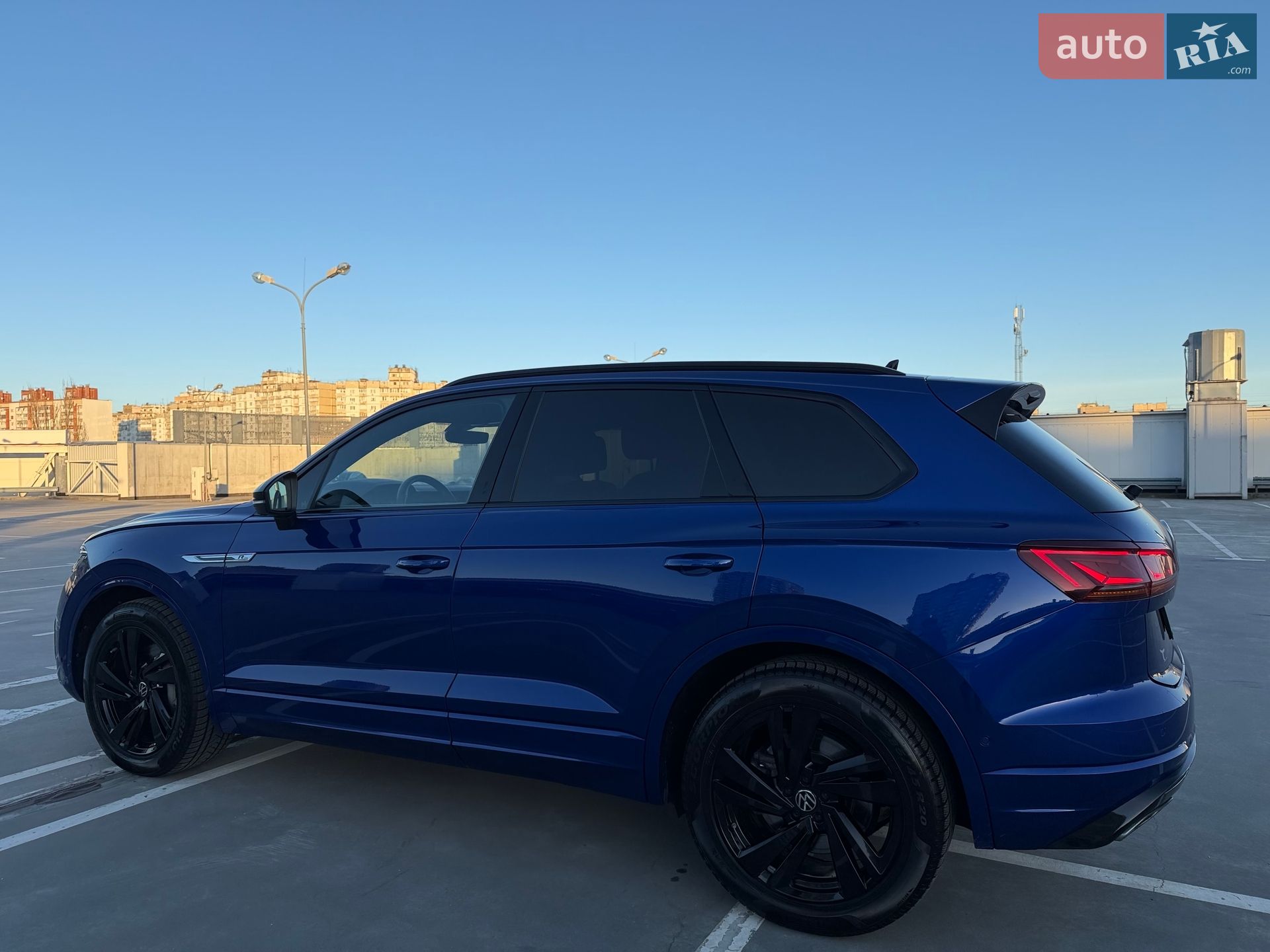 Volkswagen Touareg 2021 VIN WVGZZZCRZMD029213 фото оголошення 22 з 128
