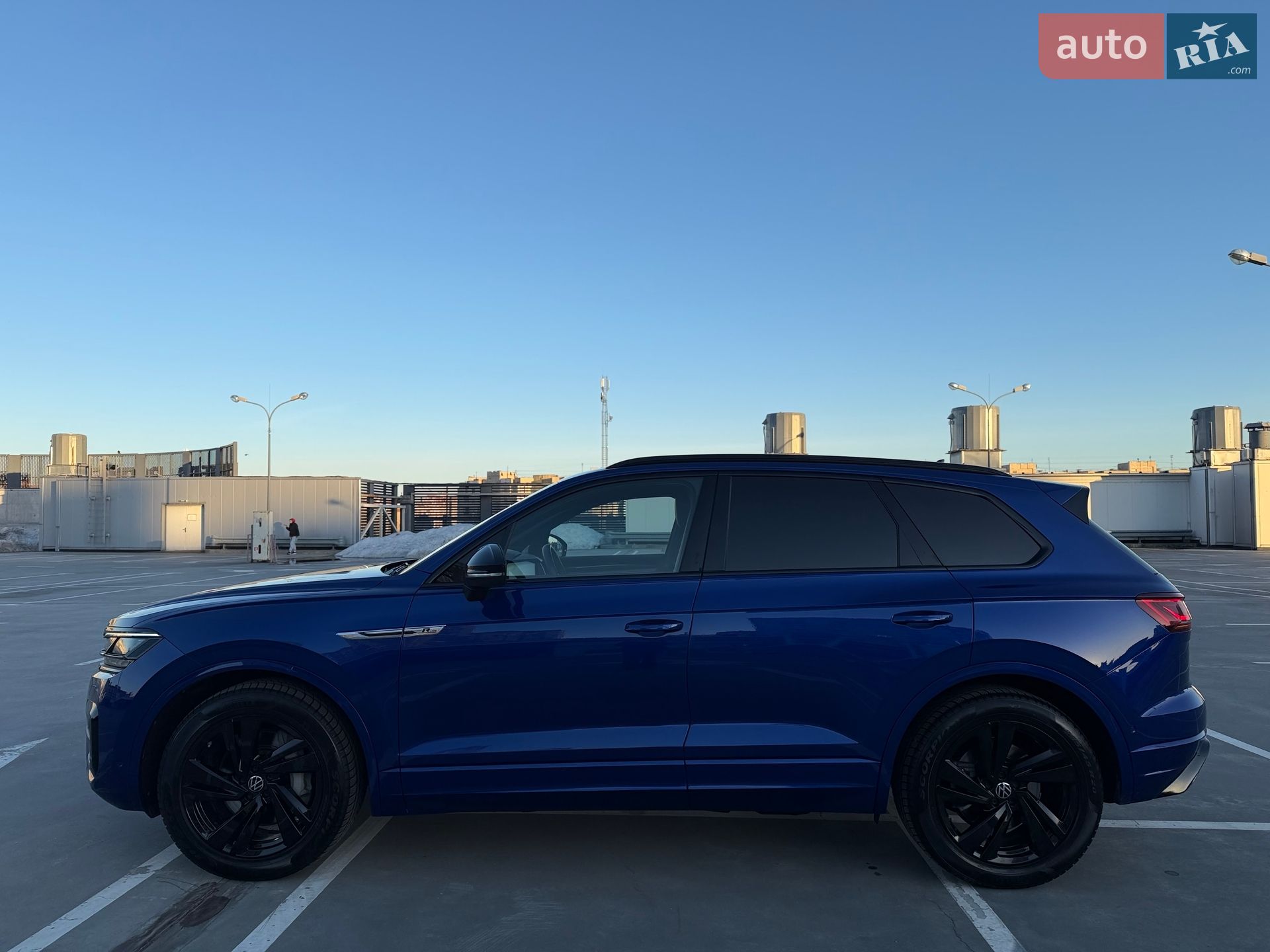 Volkswagen Touareg 2021 VIN WVGZZZCRZMD029213 фото оголошення 23 з 128