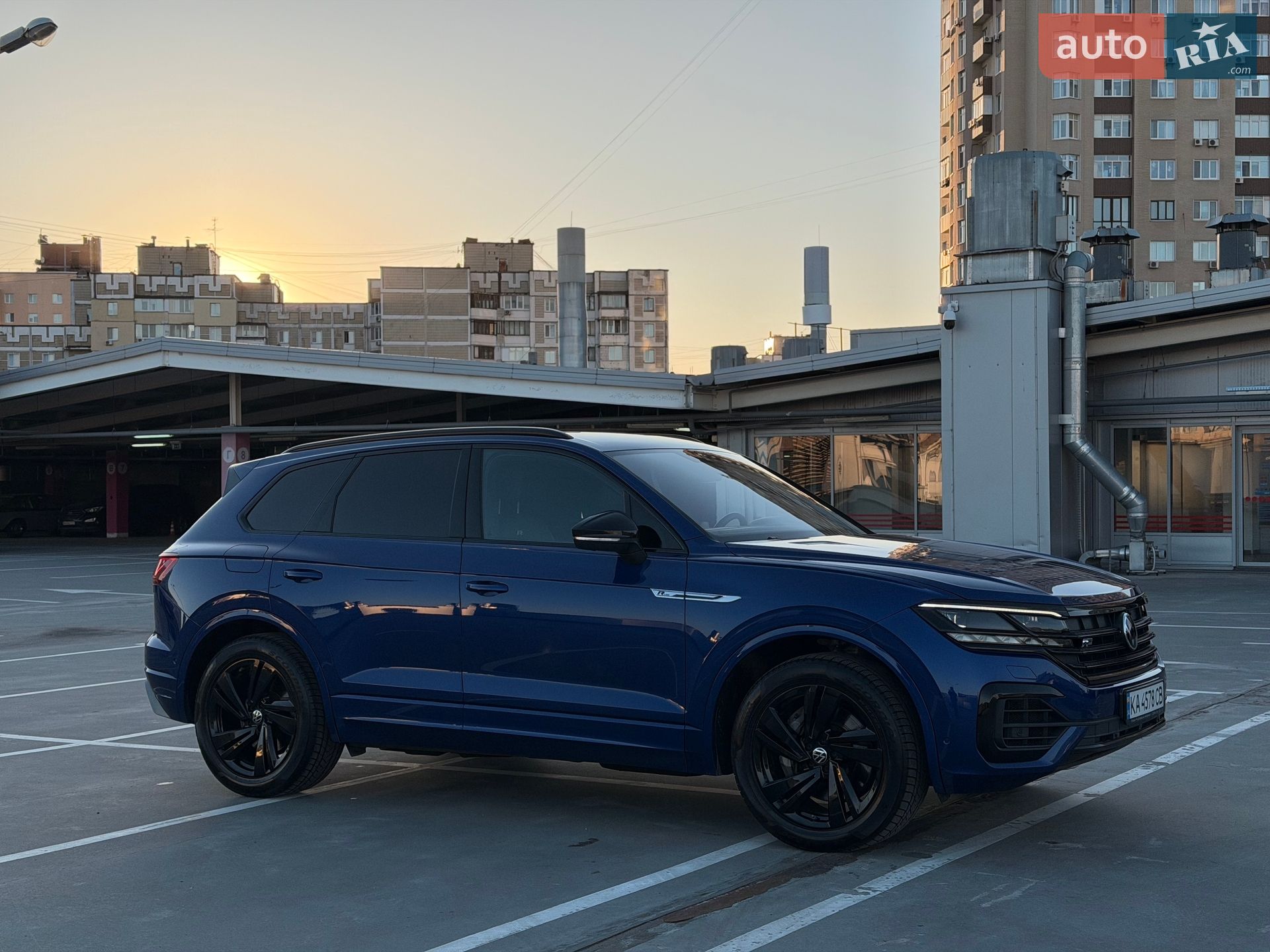 Volkswagen Touareg 2021 VIN WVGZZZCRZMD029213 фото оголошення 29 з 128
