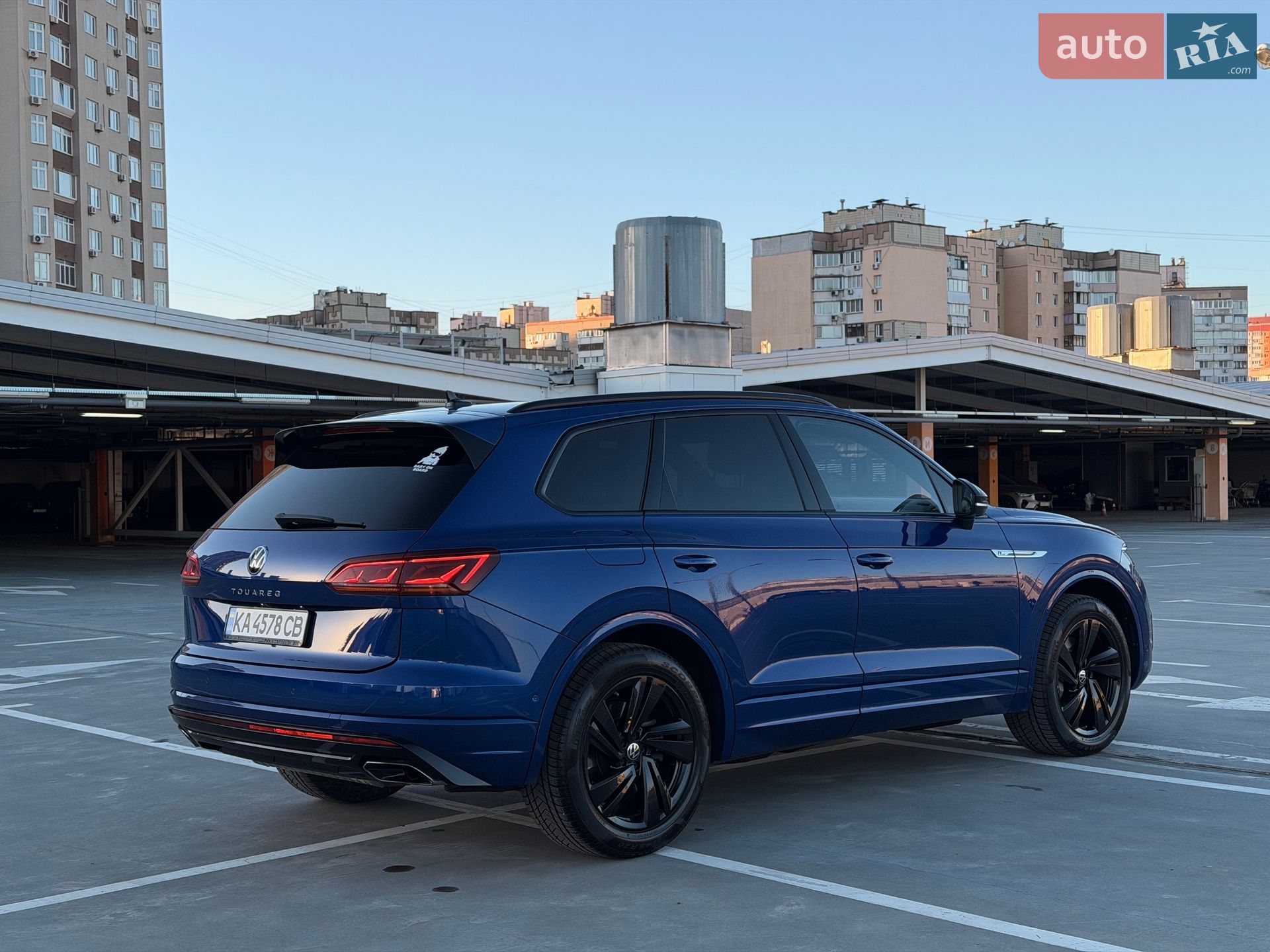 Volkswagen Touareg 2021 VIN WVGZZZCRZMD029213 фото оголошення 31 з 128