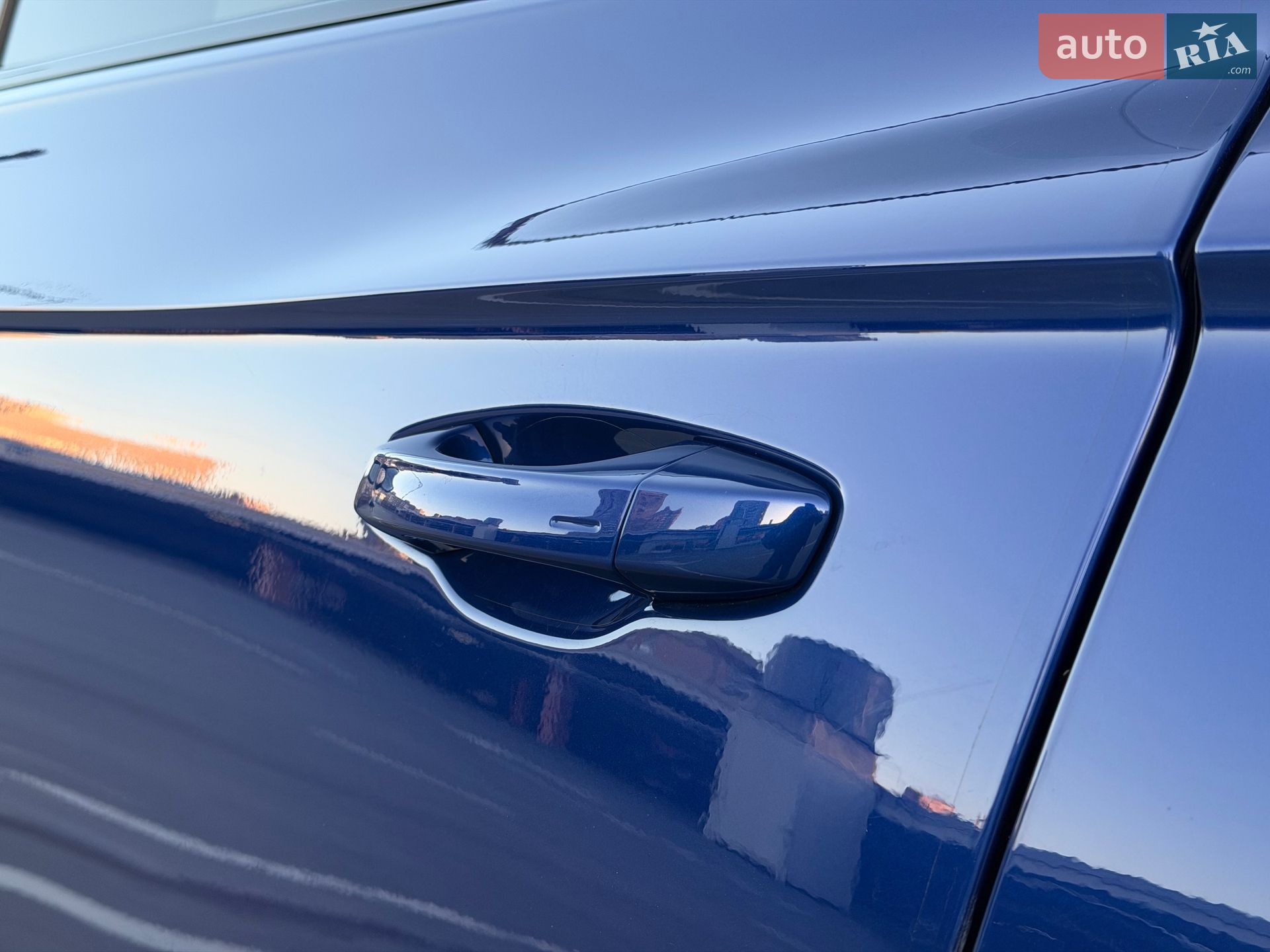 Volkswagen Touareg 2021 VIN WVGZZZCRZMD029213 фото оголошення 39 з 128