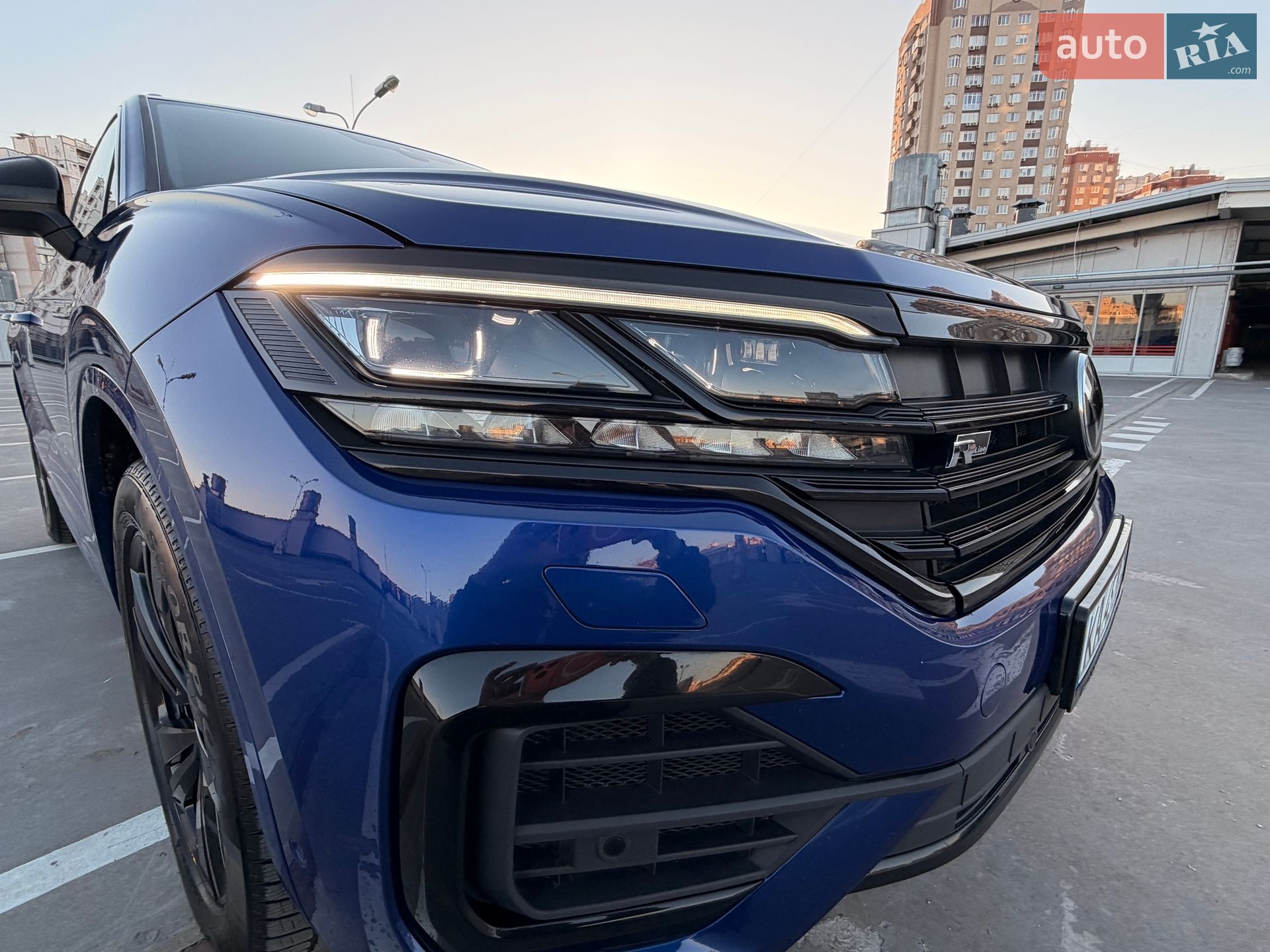 Volkswagen Touareg 2021 VIN WVGZZZCRZMD029213 фото оголошення 47 з 128