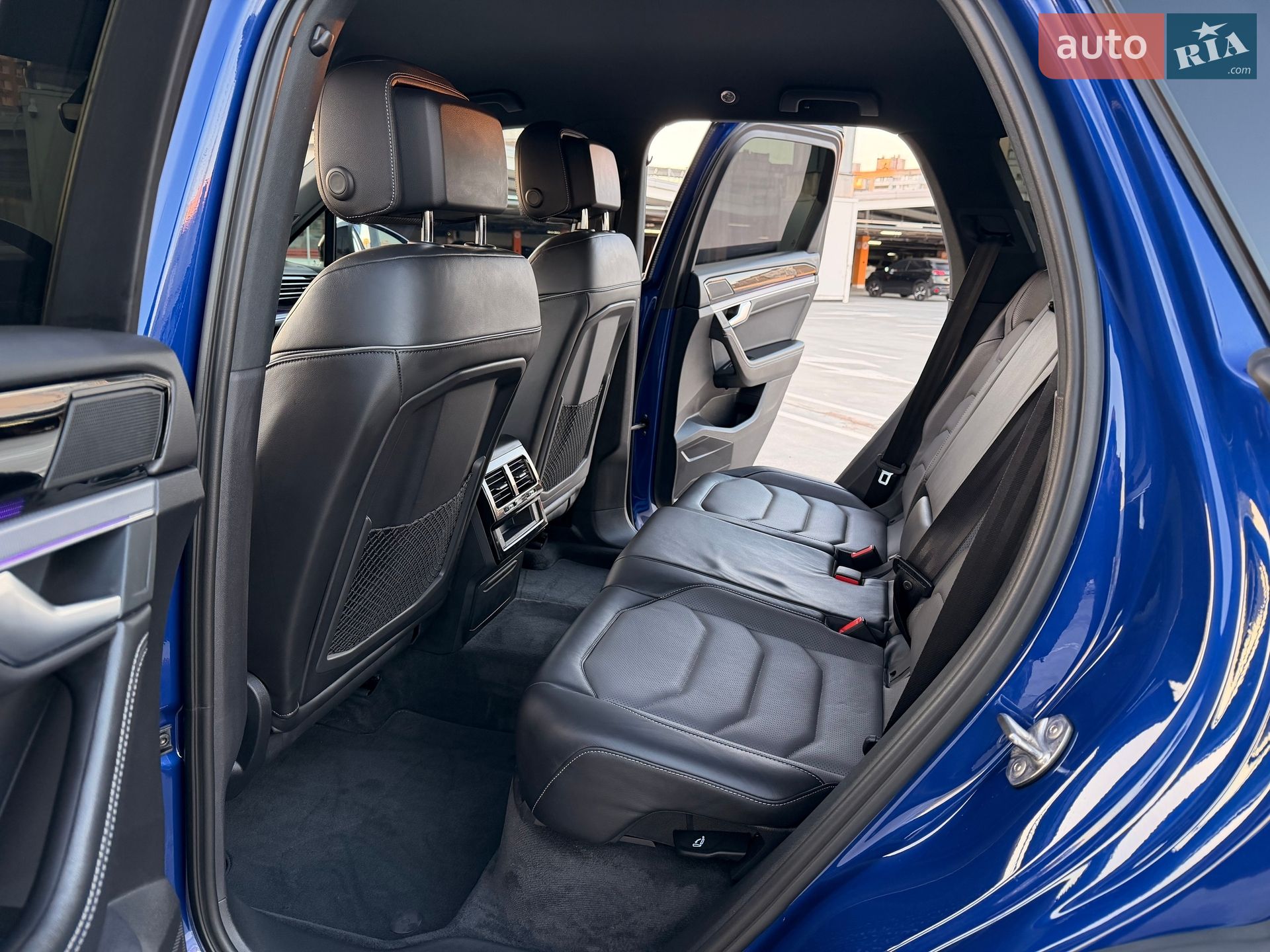 Volkswagen Touareg 2021 VIN WVGZZZCRZMD029213 фото оголошення 85 з 128