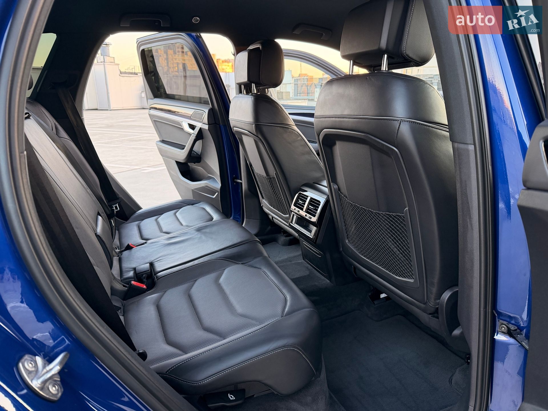 Volkswagen Touareg 2021 VIN WVGZZZCRZMD029213 фото оголошення 95 з 128