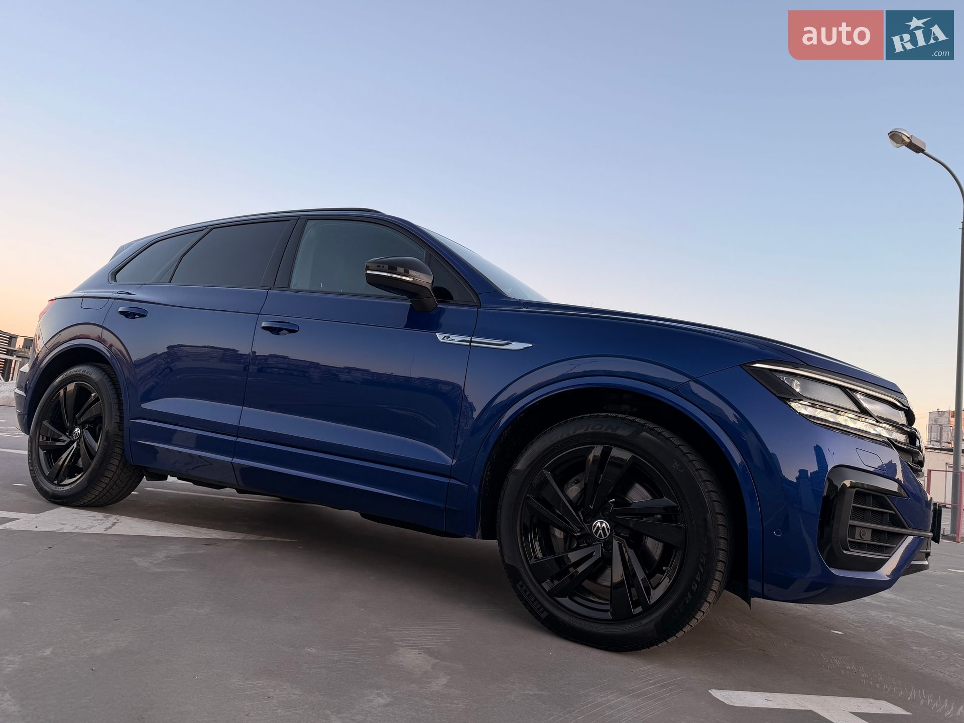 Volkswagen Touareg 2021 VIN WVGZZZCRZMD029213 фото оголошення 118 з 128