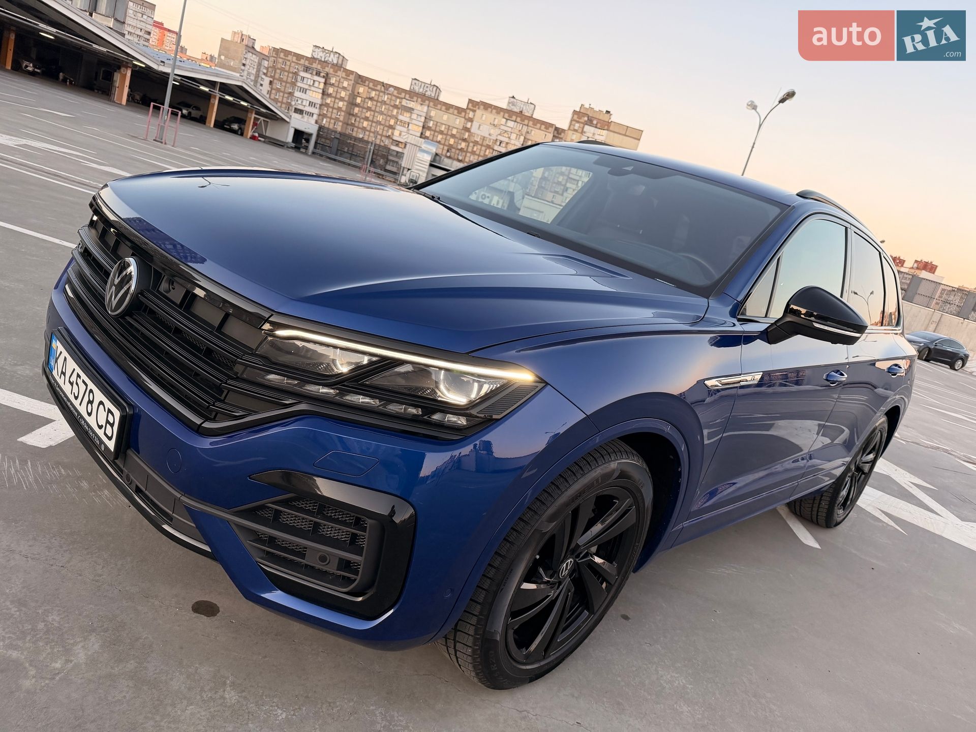 Volkswagen Touareg 2021 VIN WVGZZZCRZMD029213 фото оголошення 126 з 128