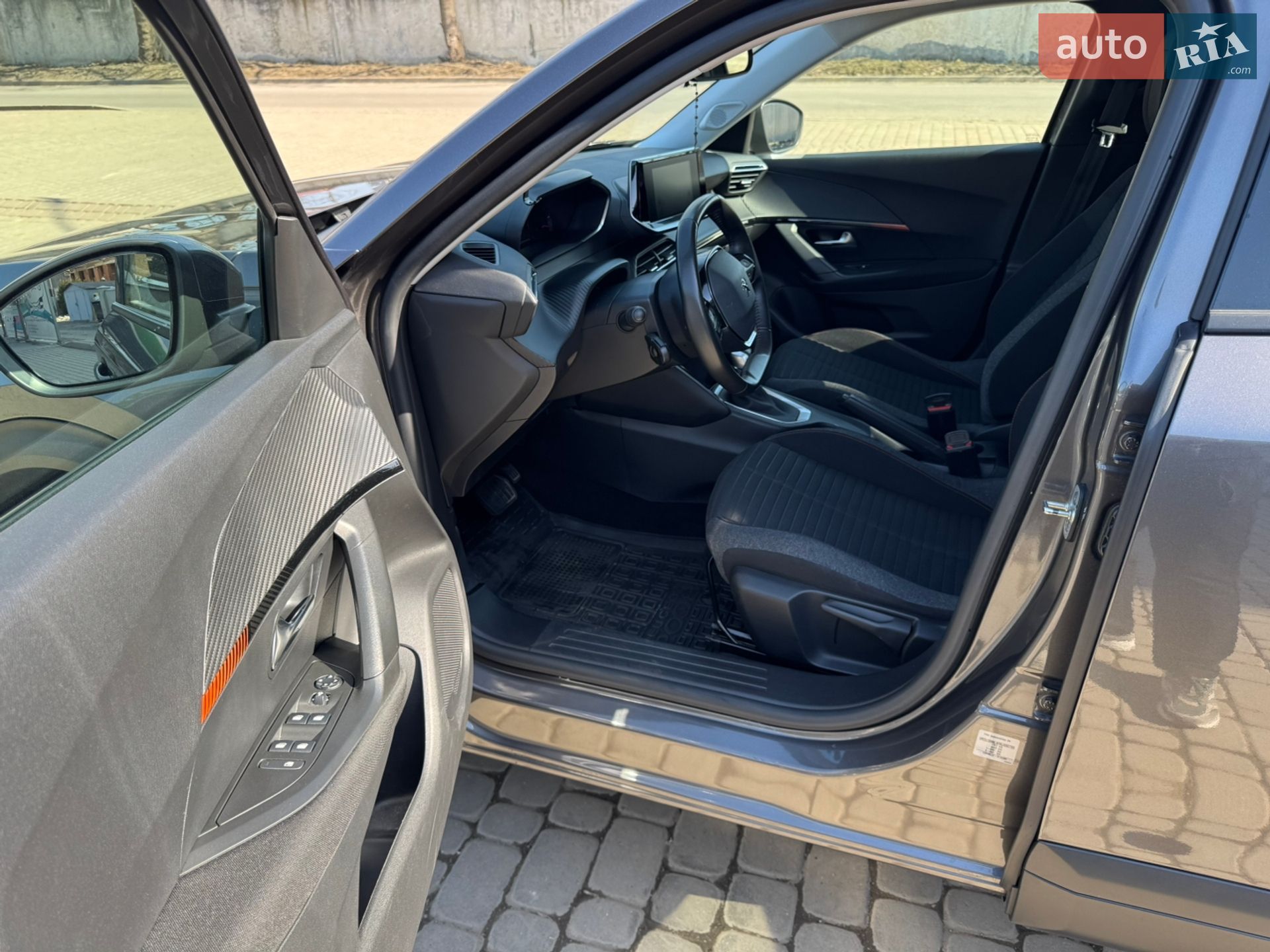 Peugeot 2008 2021 VIN VR3USHNLWMJ680799 фото оголошення 28 з 43