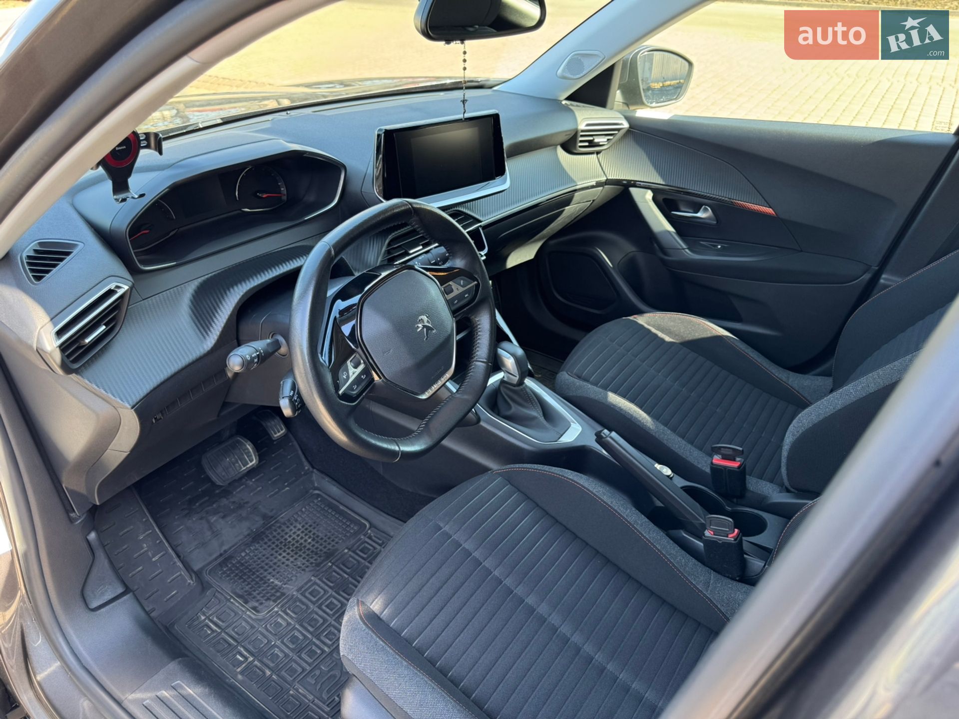 Peugeot 2008 2021 VIN VR3USHNLWMJ680799 фото оголошення 29 з 43