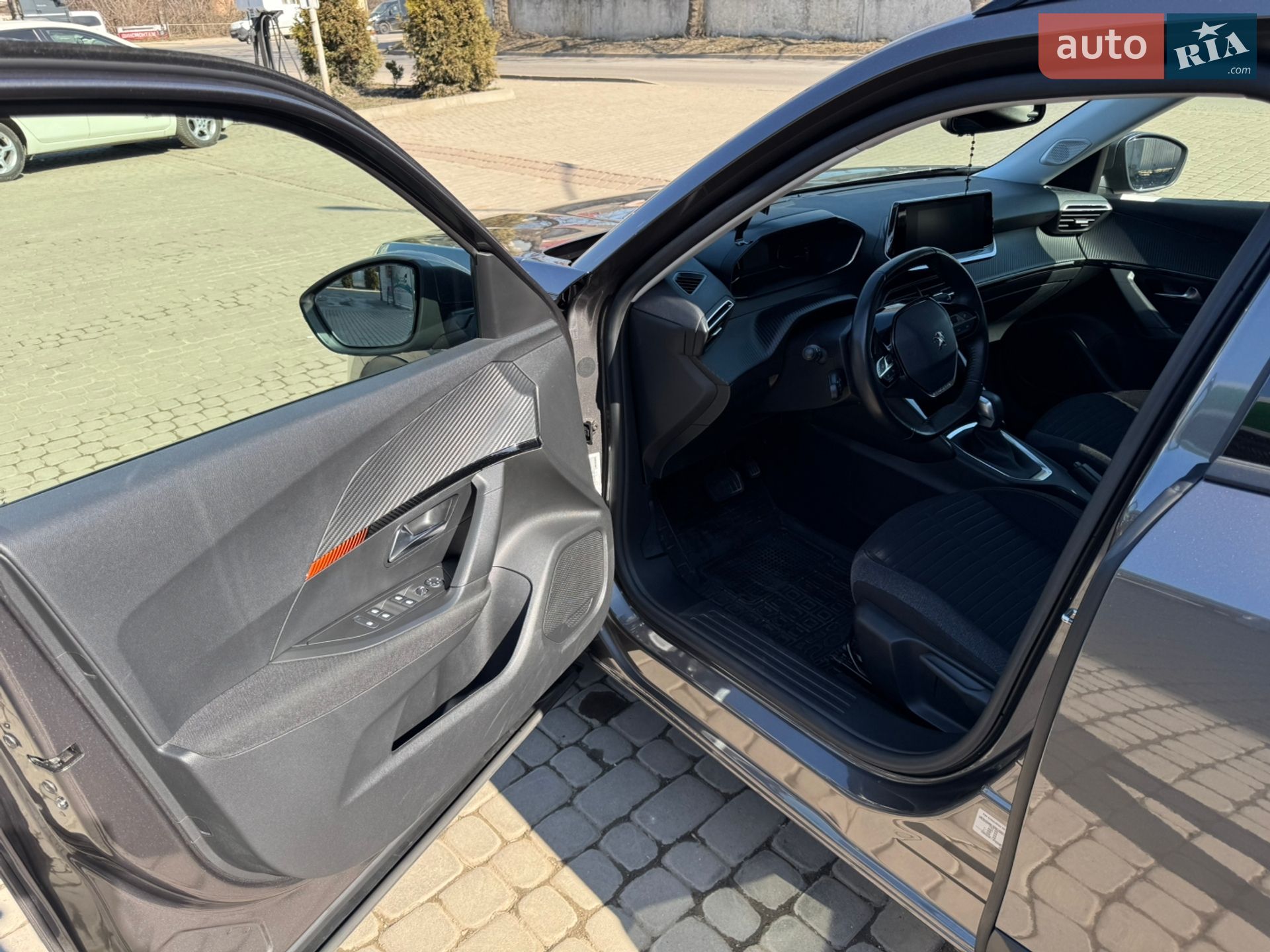 Peugeot 2008 2021 VIN VR3USHNLWMJ680799 фото оголошення 33 з 43