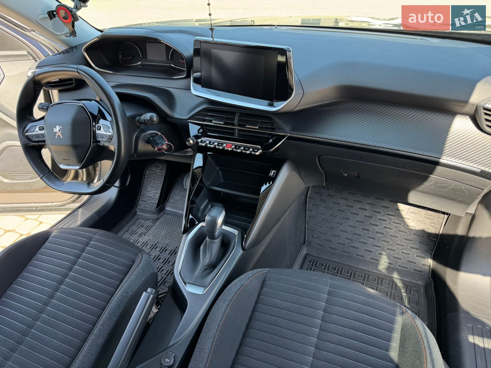 Peugeot 2008 2021 VIN VR3USHNLWMJ680799 фото оголошення 39 з 43